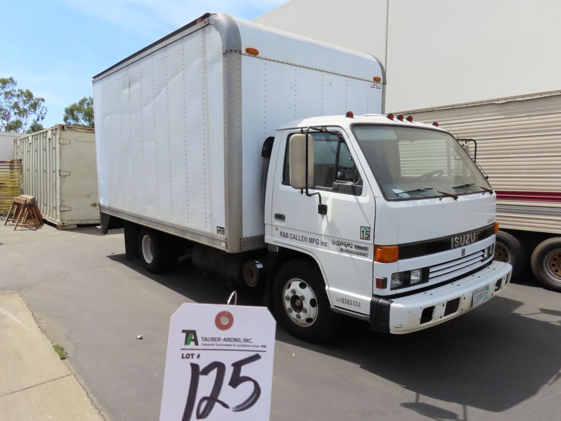 (1990) Isuzu Diesel Electromatic Turbo, 14' Box Truck, Miles: 126,605, August 2022