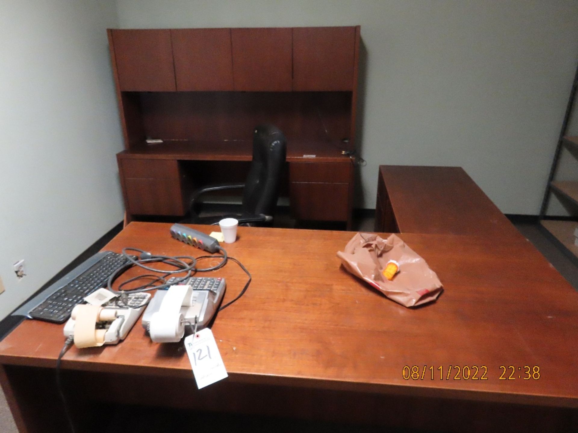 (Lot) Loose Office Furniture