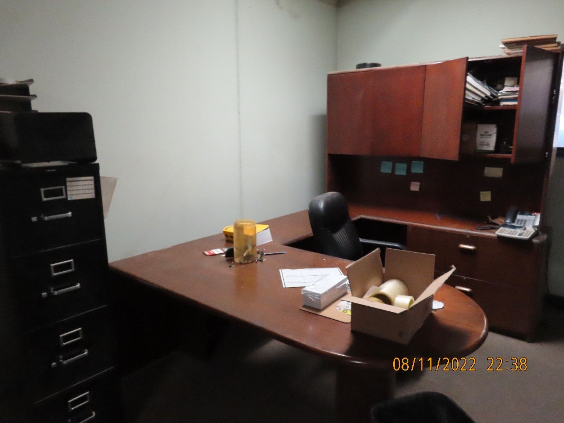 (Lot) Loose Office Furniture - Image 2 of 2