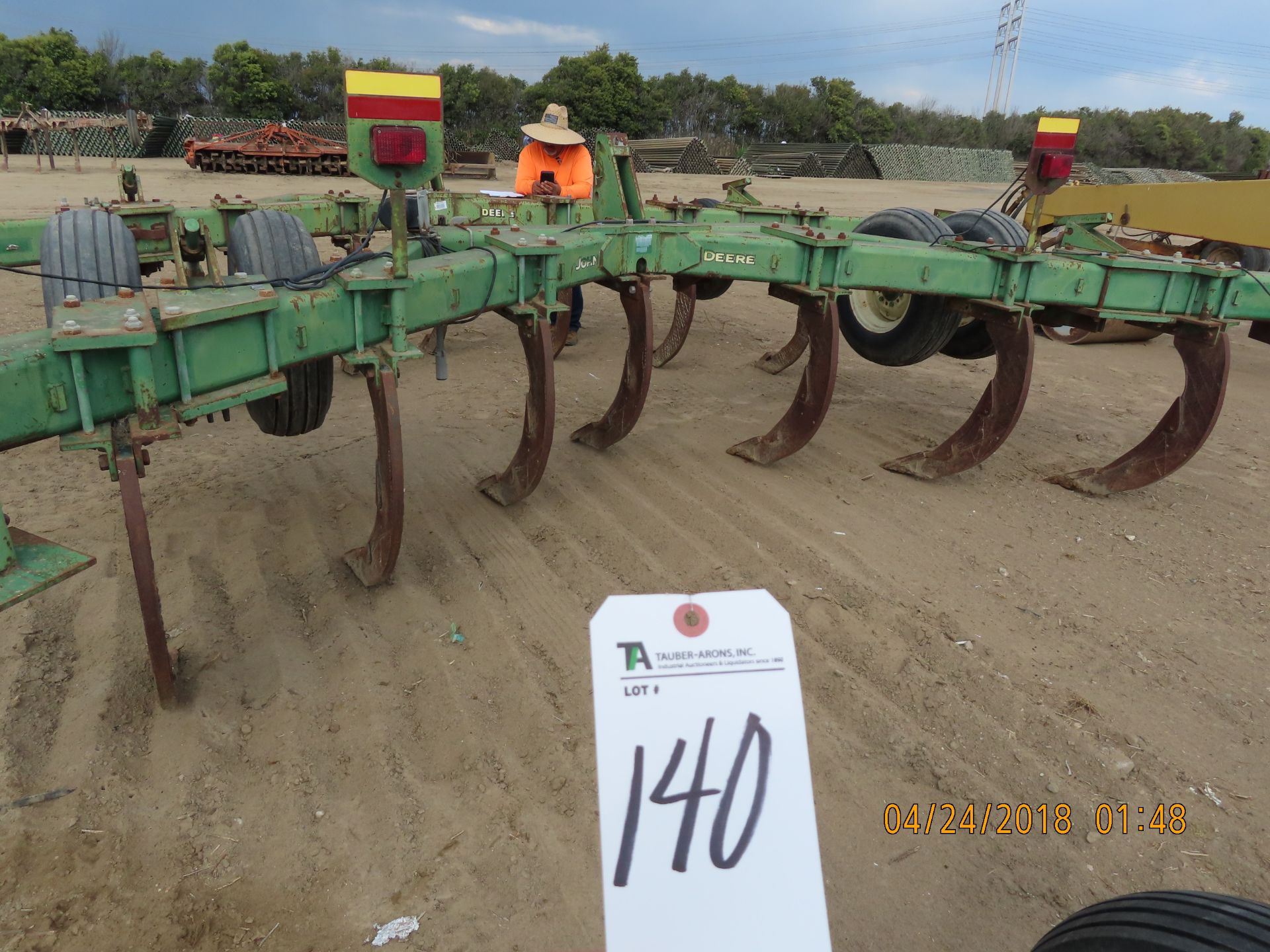 John Deere mod. 915, 5-Shank 208'' Ripper S/N n/a - Image 3 of 4