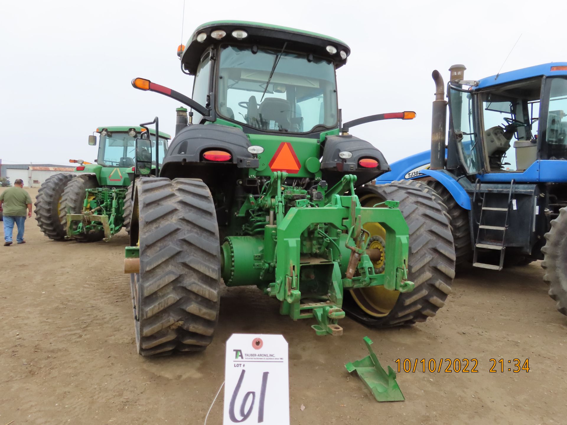 SUBJEC TO CONFIRMATION: (2018) John Deere mod. 832ORT, Tractor Rubber Crawler, Diesel; PIN: - Image 3 of 10