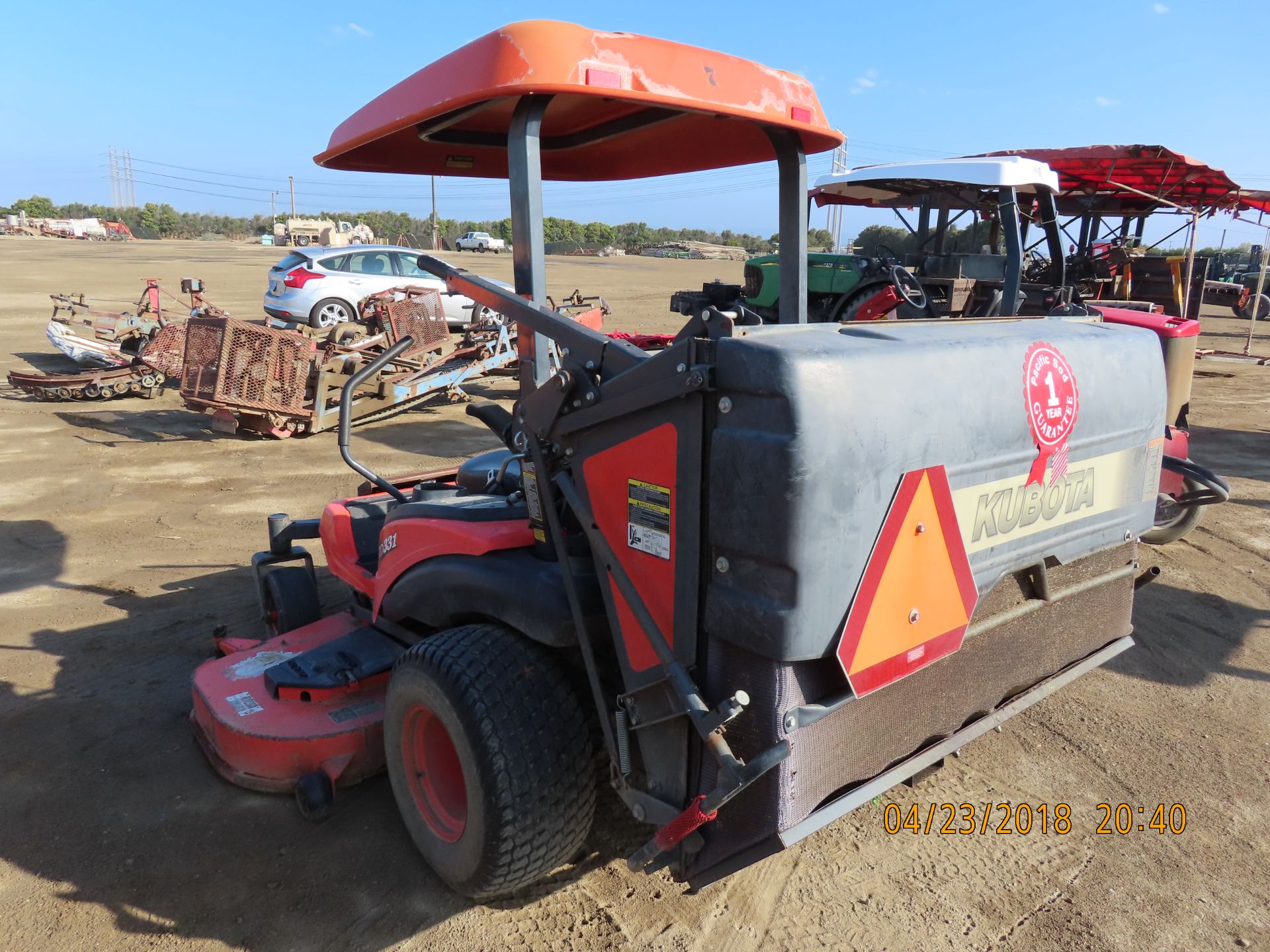 Kubota mod. ZD331, 72'' Mower w/ Catcher Hours: 1,356 - Image 3 of 4