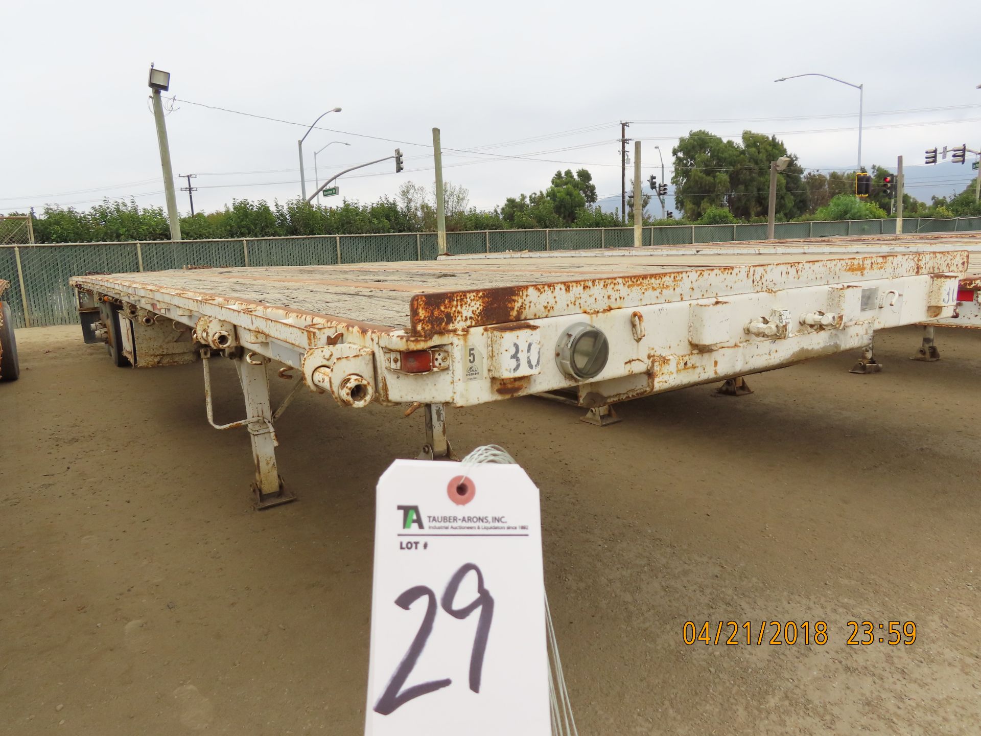 (1995) Utility 42'L x 92''W Flatbed Trailer 2-Axle w/ Forklift Mounts, Lic #4SD9947; VIN: