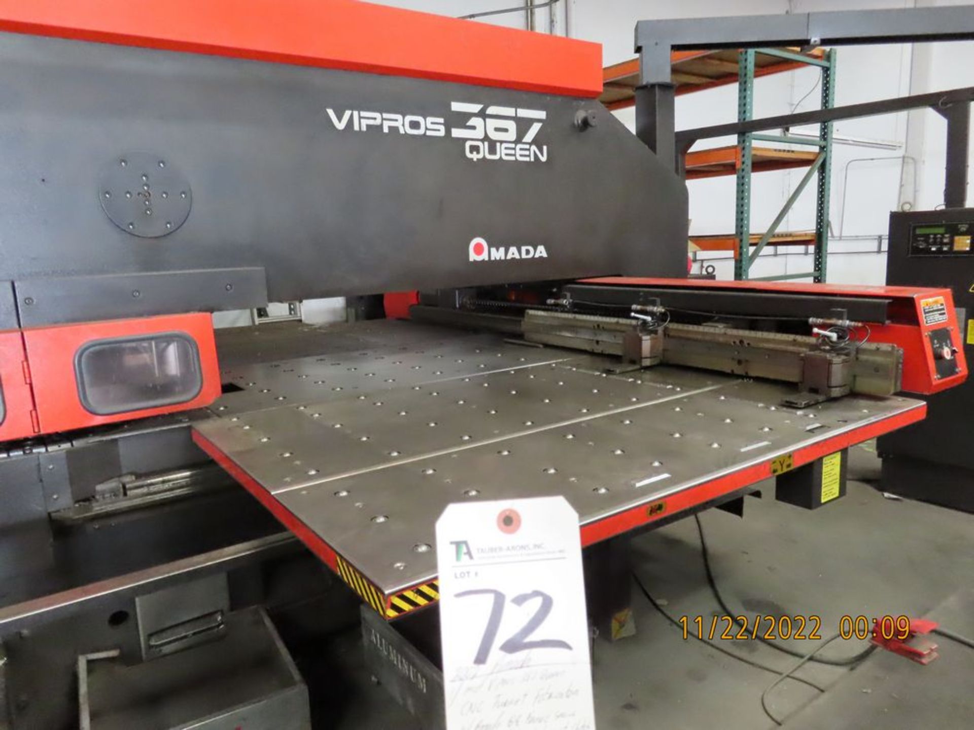 (2002) Amada mod. Vipros 367 Queen, CNC Turret Fabricator w/ Amada GE Fanuc Series 18-P CNC - Image 2 of 9