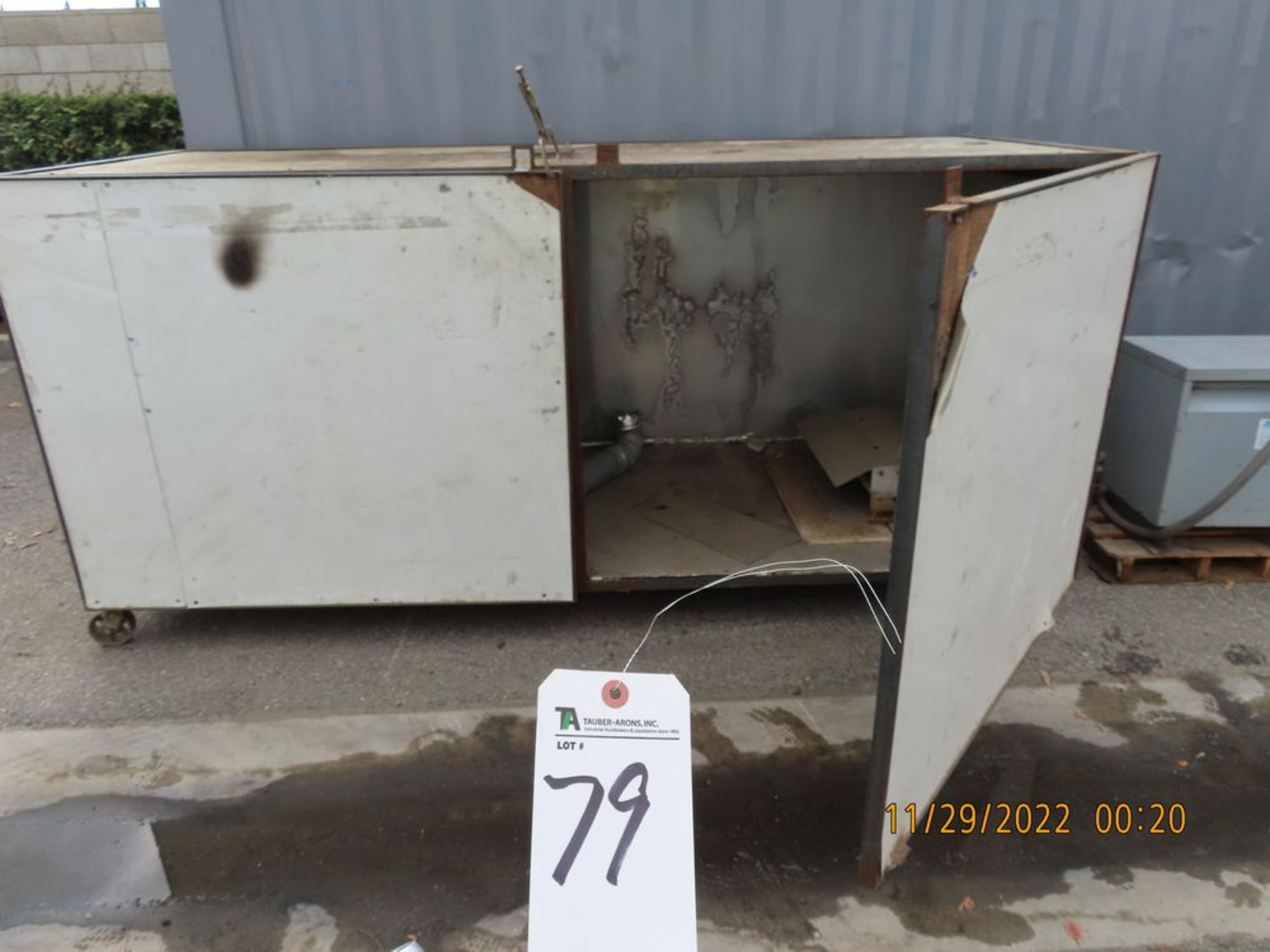 Custom Electric Portable Oven (LOCATION: 2104 Cucamonga Ave, Ontario, CA -- CONTACT -- Javier