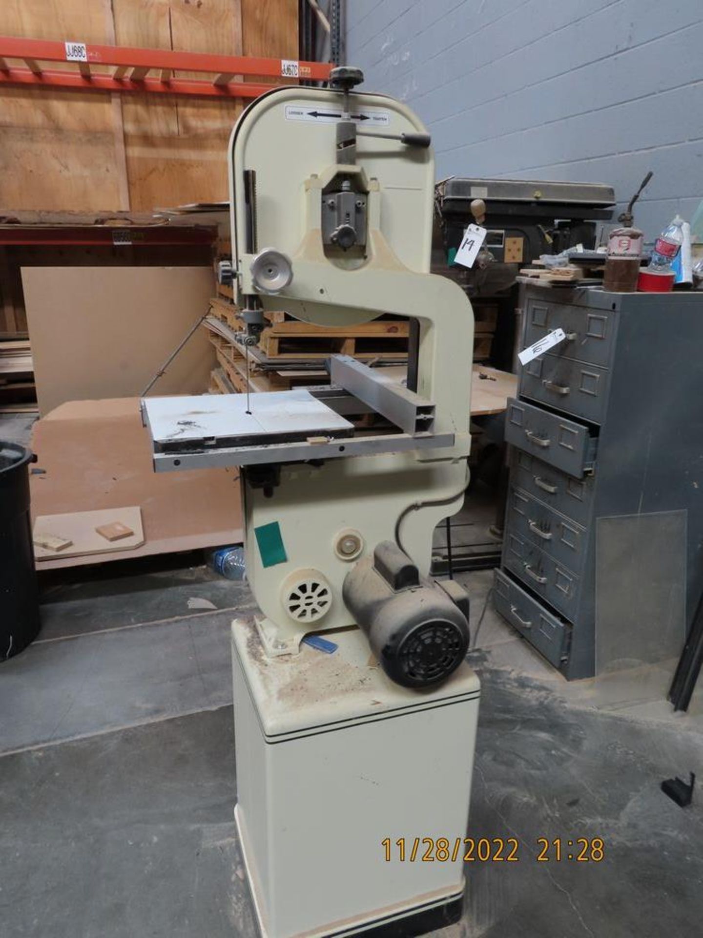 Shopfox mod. W1706, 12'' Band Saw (LOCATION: 11170 Thurston Lane, Jurupa Valley, CA -- CONTACT -- - Image 2 of 2