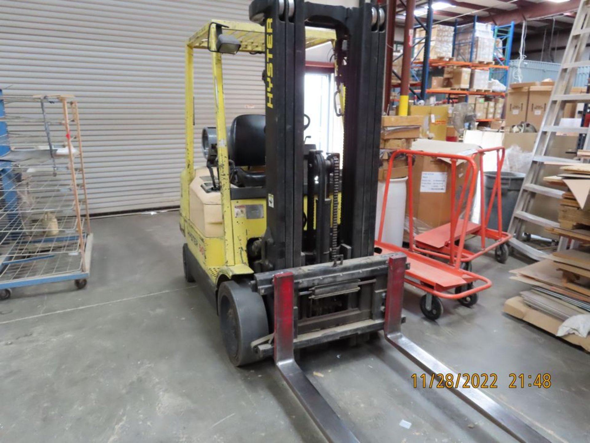 Hyster mod. S50XM, 5,000lb. LPG Forklift w/ 3-Stage Mast, 48'' Forks, Side Shift & Hard Tires. - Image 2 of 4