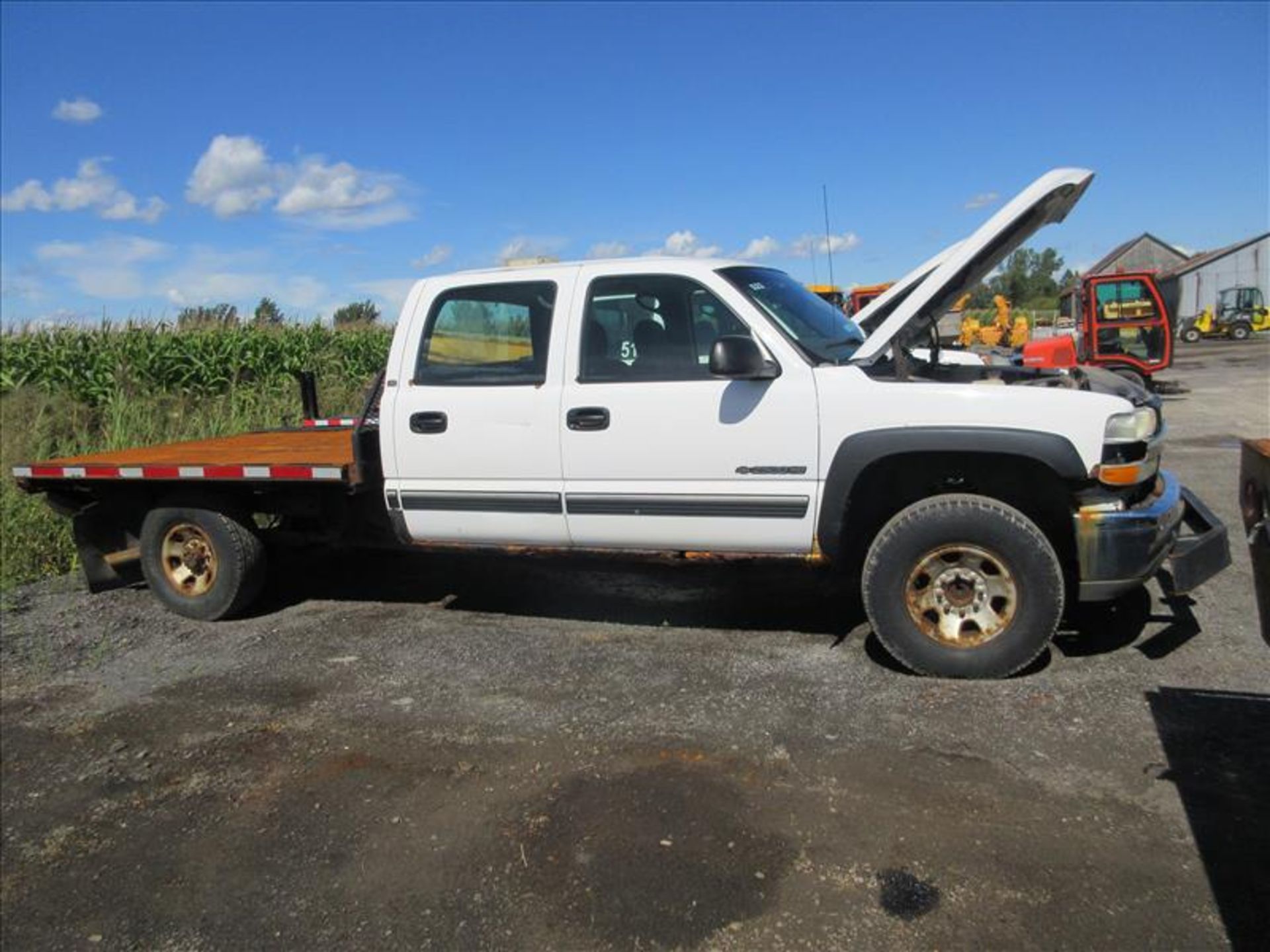 Chevrolet Silverado 2500 HD Flatbed Pickup Truck, (4) doors, V8 6.0l gas engine, GVWR 9200lbs,