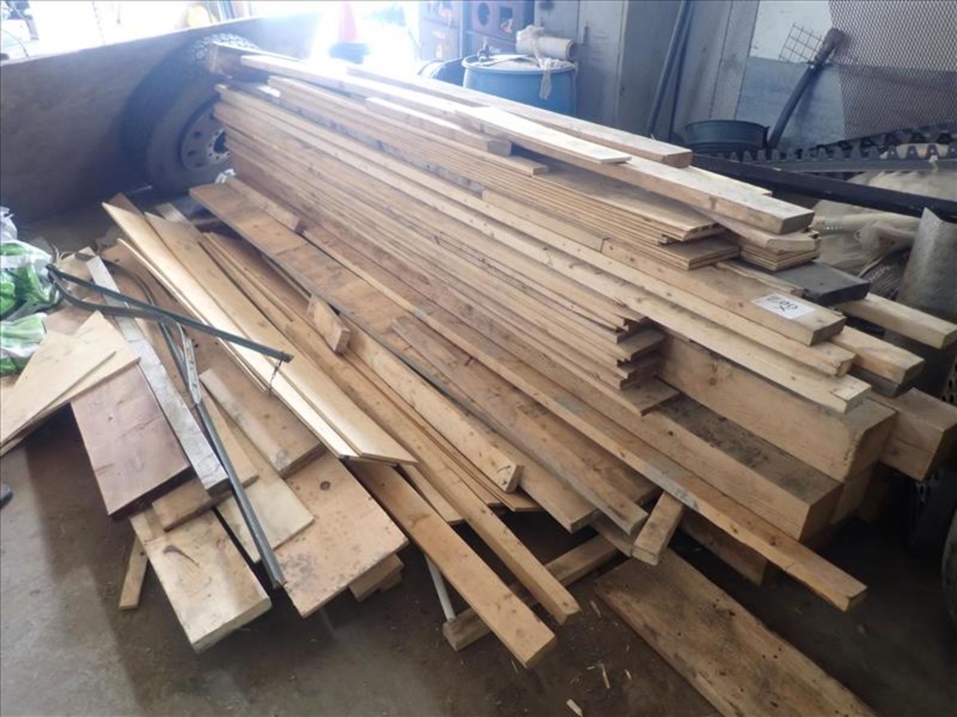 misc. lumber (Loc Repentigny)