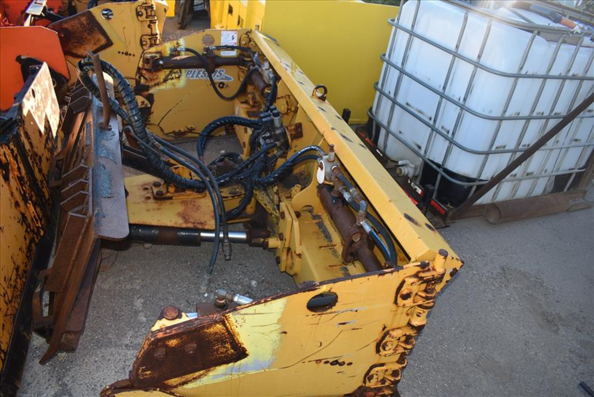 Metal Pless PLSS730-12-0910 7'-12' Extendable Snow Plow, height 30", SN 2015 (794), 2008 (Loc - Image 2 of 5