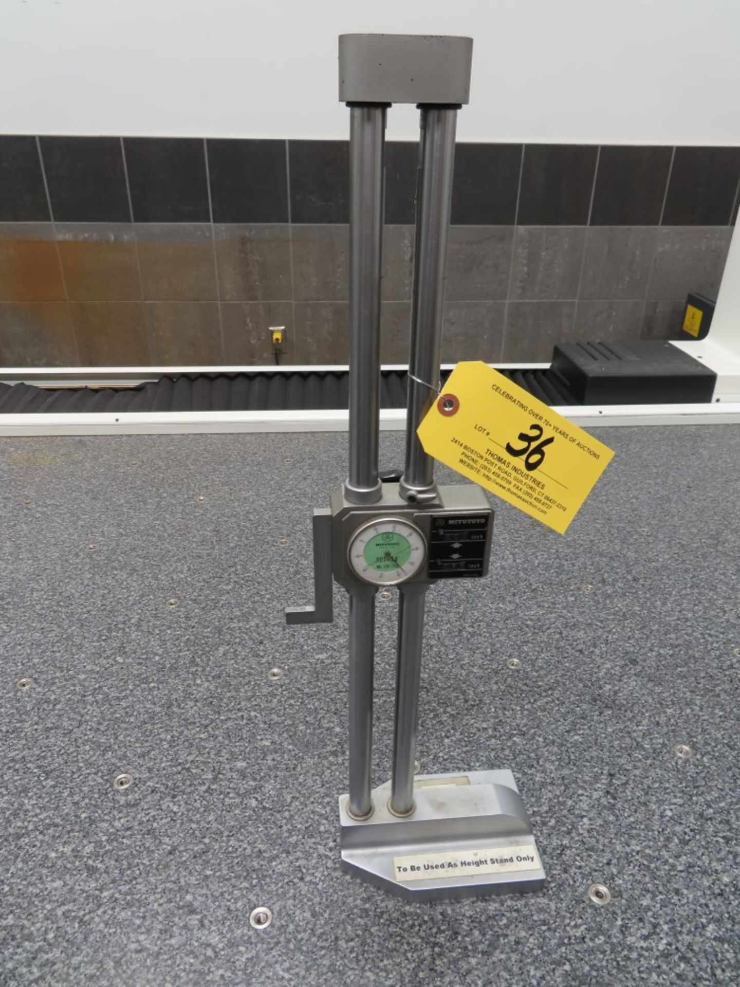 Mitutoyo 0 to 18" Analog Height Gage