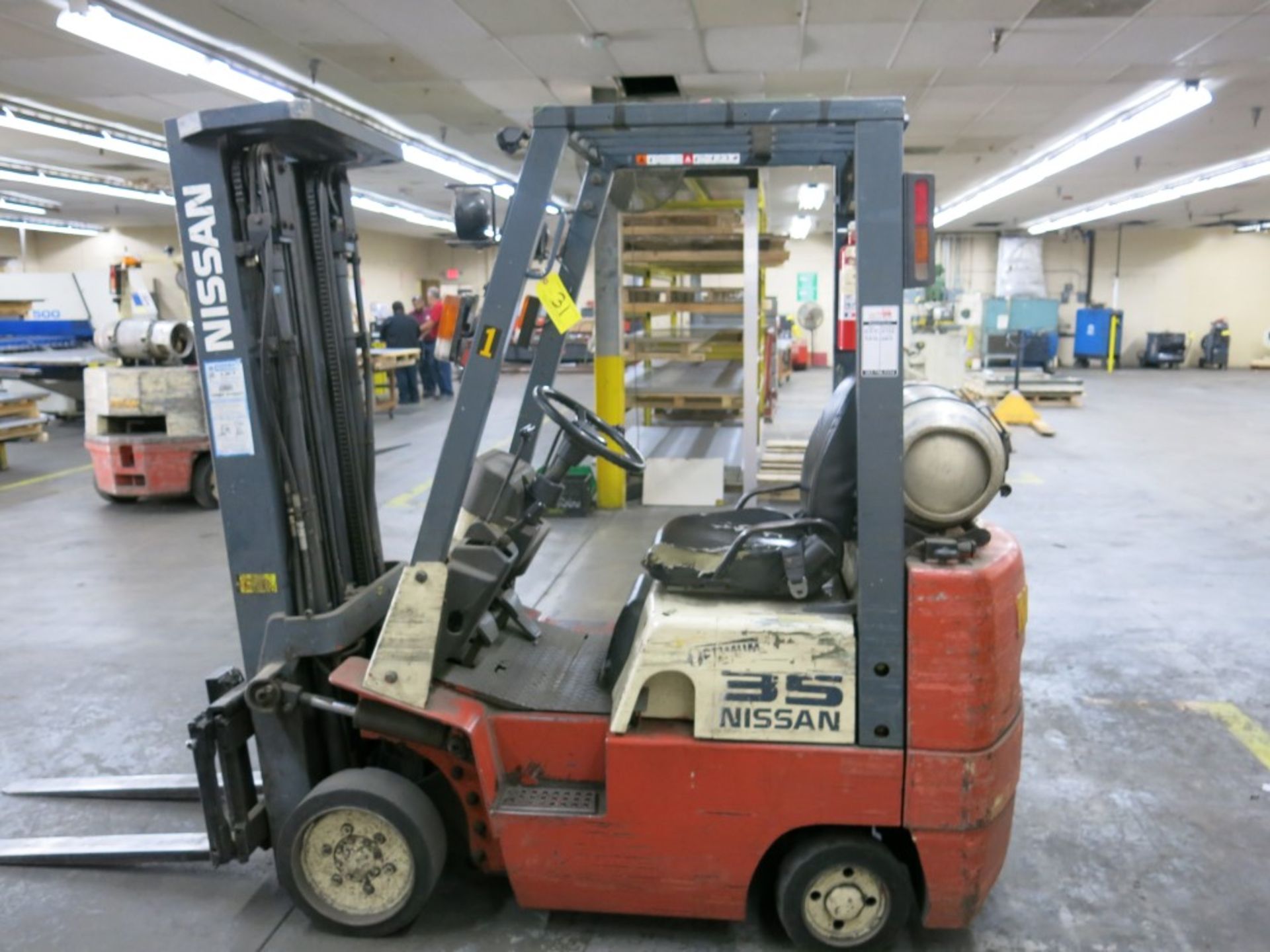 Nissan Optimum 35 Approx 3,000 LPG Forklift - Image 2 of 5