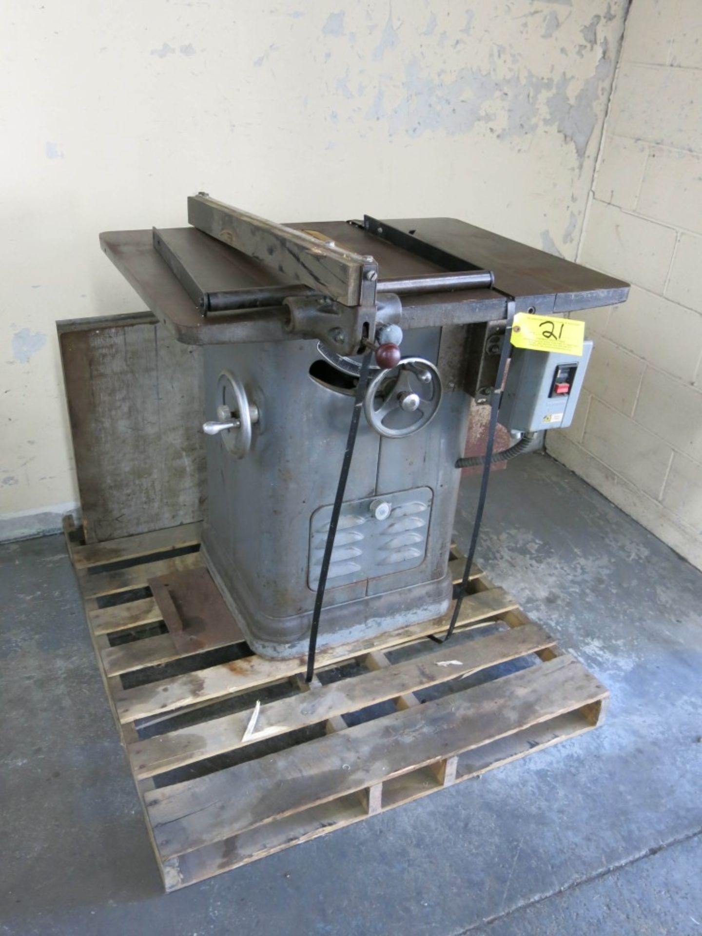 Approx 10" Table Saw