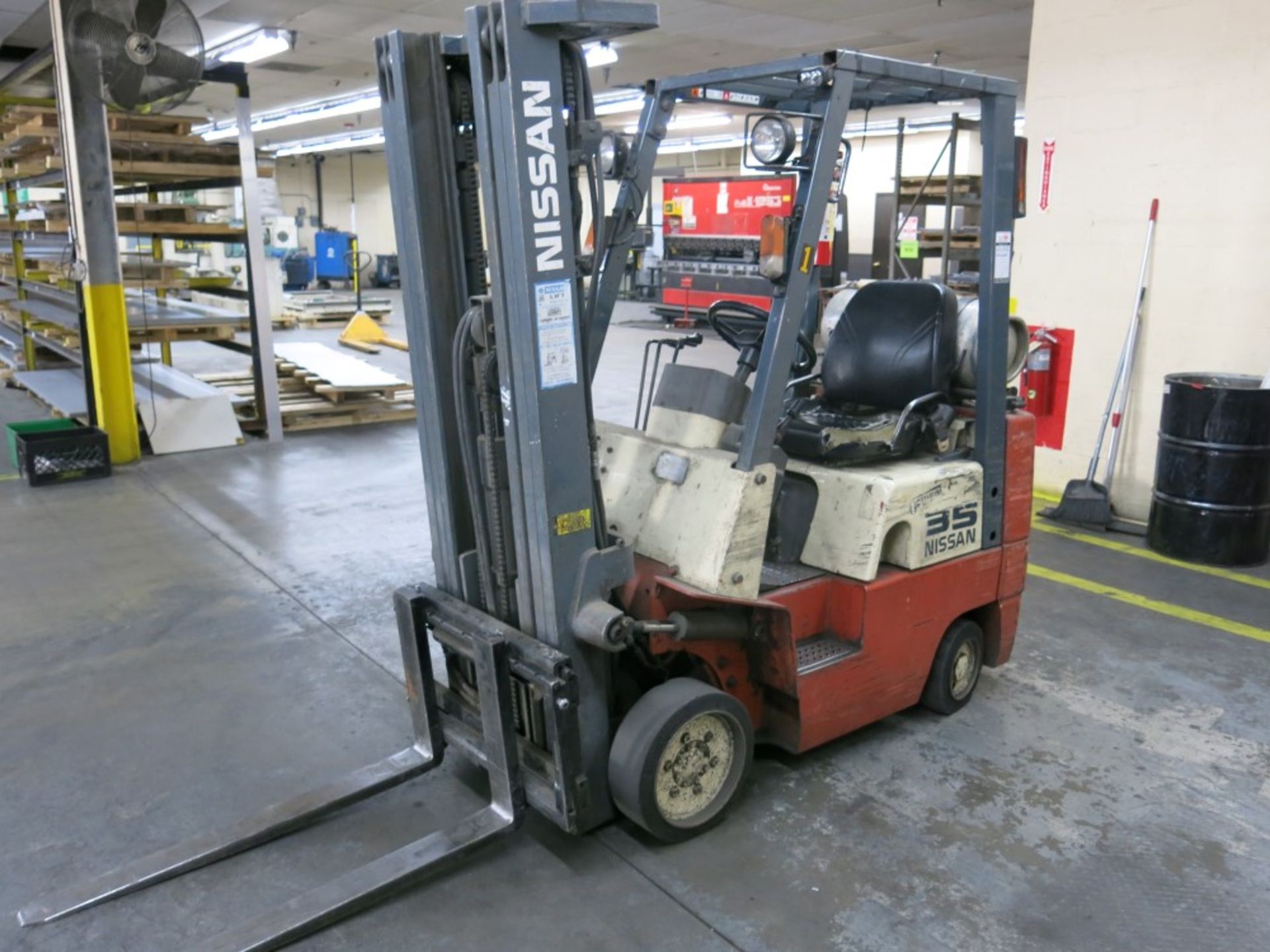 Nissan Optimum 35 Approx 3,000 LPG Forklift