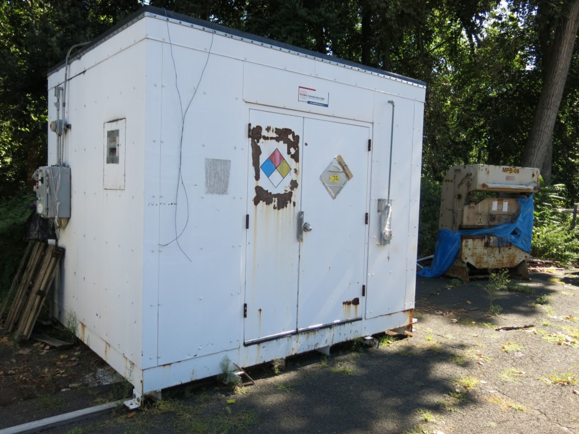 Global Chemical/Flammable Liquid Storage Shed - Image 2 of 6