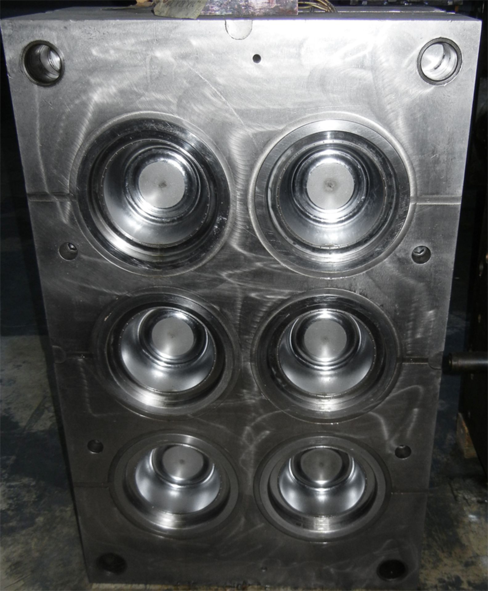 32oz/1lt - 6.75 Dia. Container Mold - Image 7 of 10