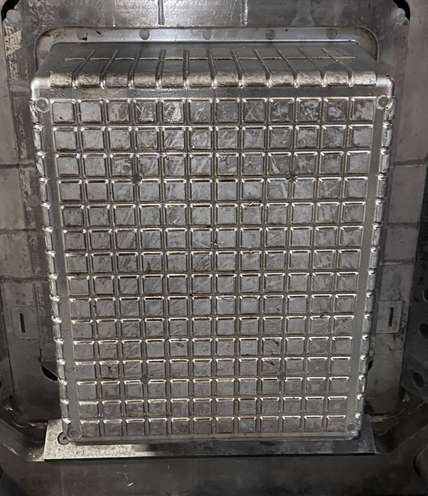 Stacking Basket Mold - Image 10 of 19