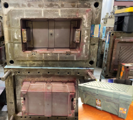 Footlocker Base w/ Lid Mold