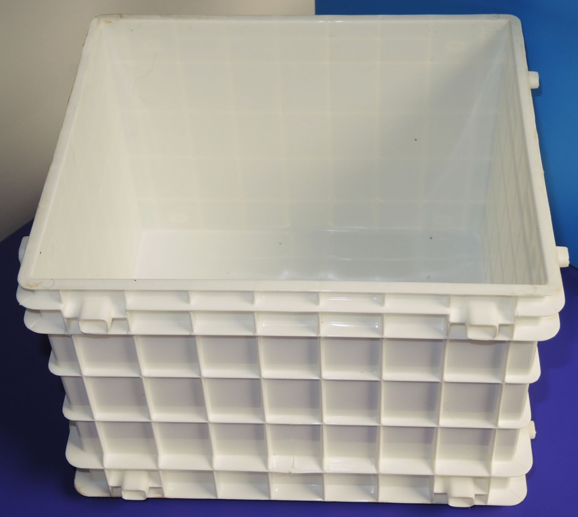 Small Stackable Panel Crate Mold - Image 12 of 12