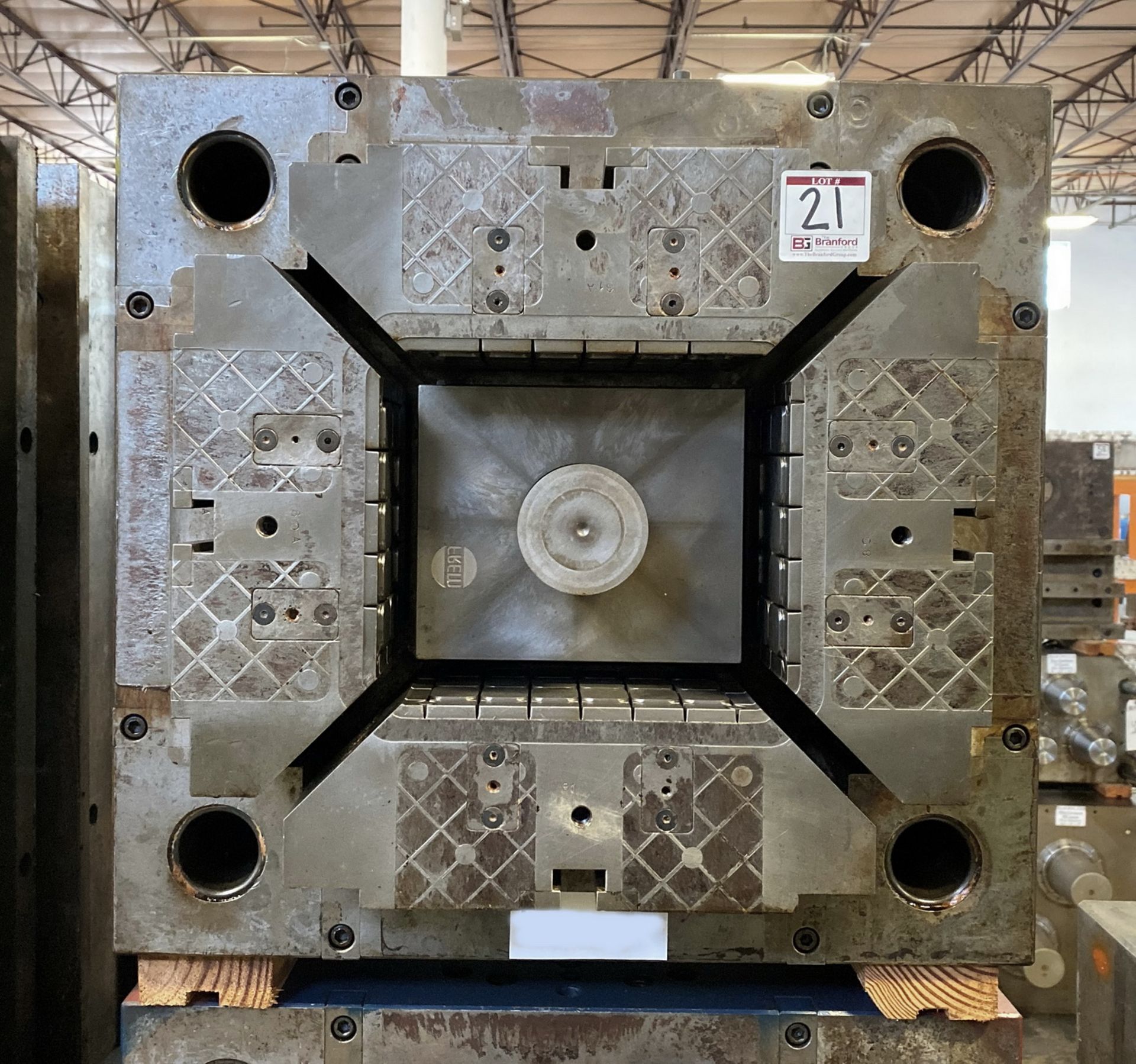 Small Stacking Organizational Crate Mold - Image 2 of 11