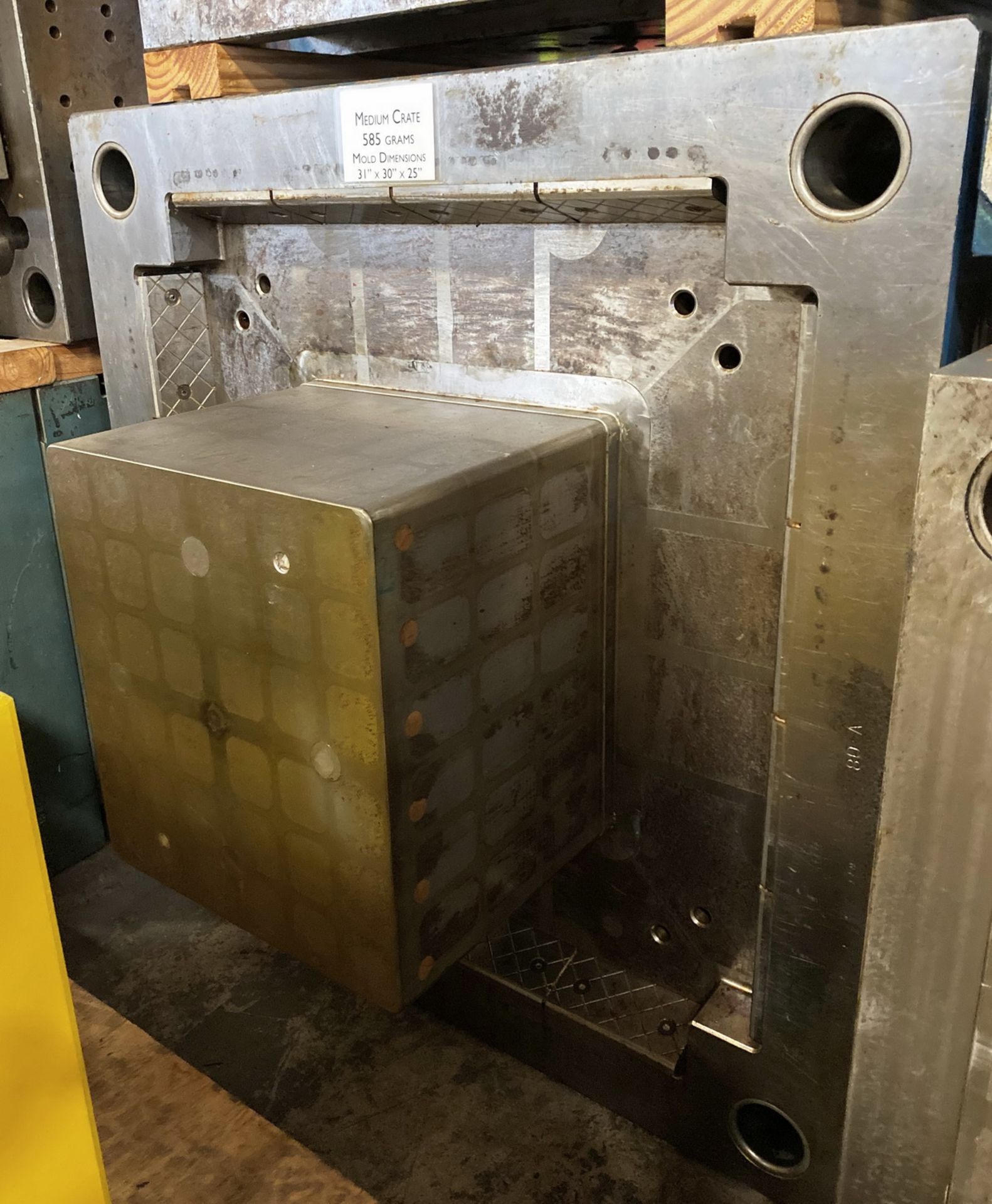 Multi-Use Light Weight Large Crate Mold - Image 13 of 13