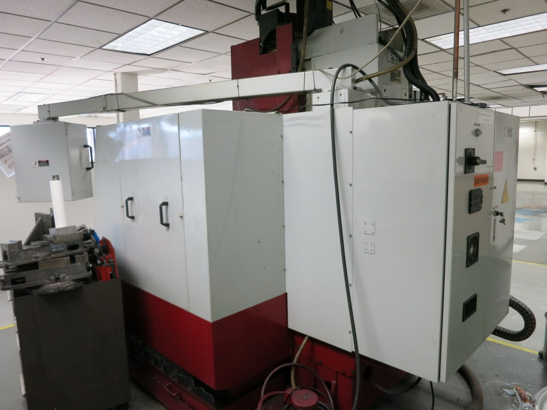 Excel-810 Vertical Machining Center - Image 7 of 8