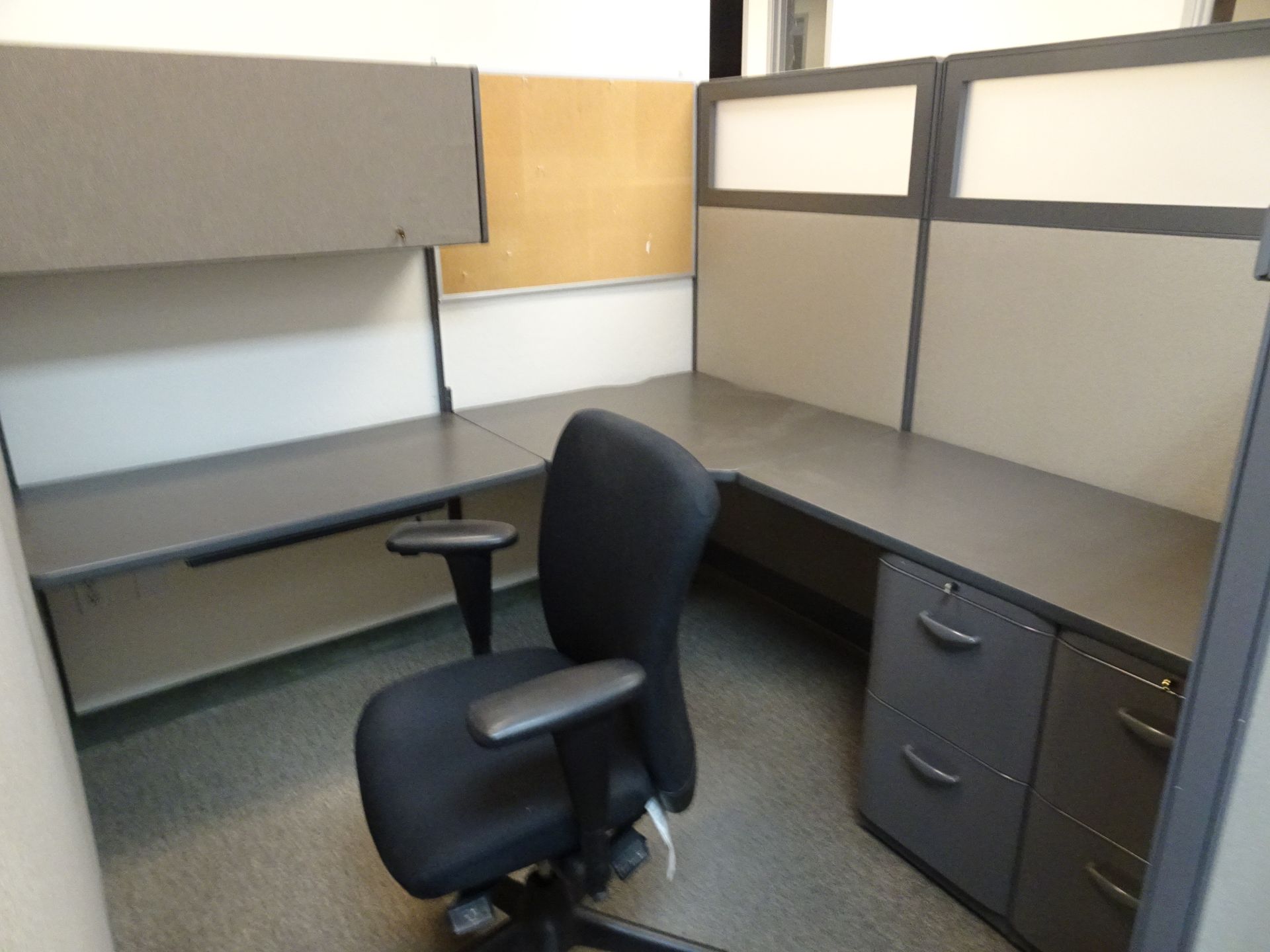 (5) Office Cubicles; (4) Office Chairs; (2) Vertical File Cabinets; Horizontal File Cabinet - Image 4 of 6