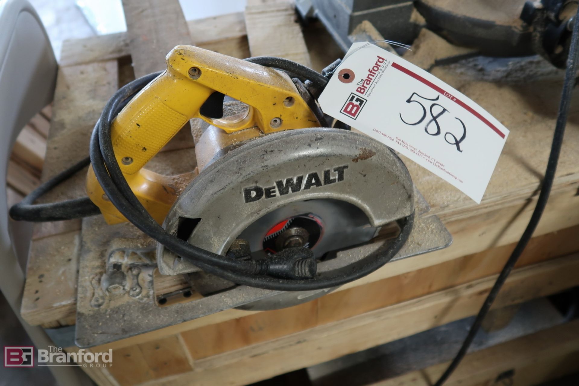 DeWalt DW364 7-1/4" Circular Saw