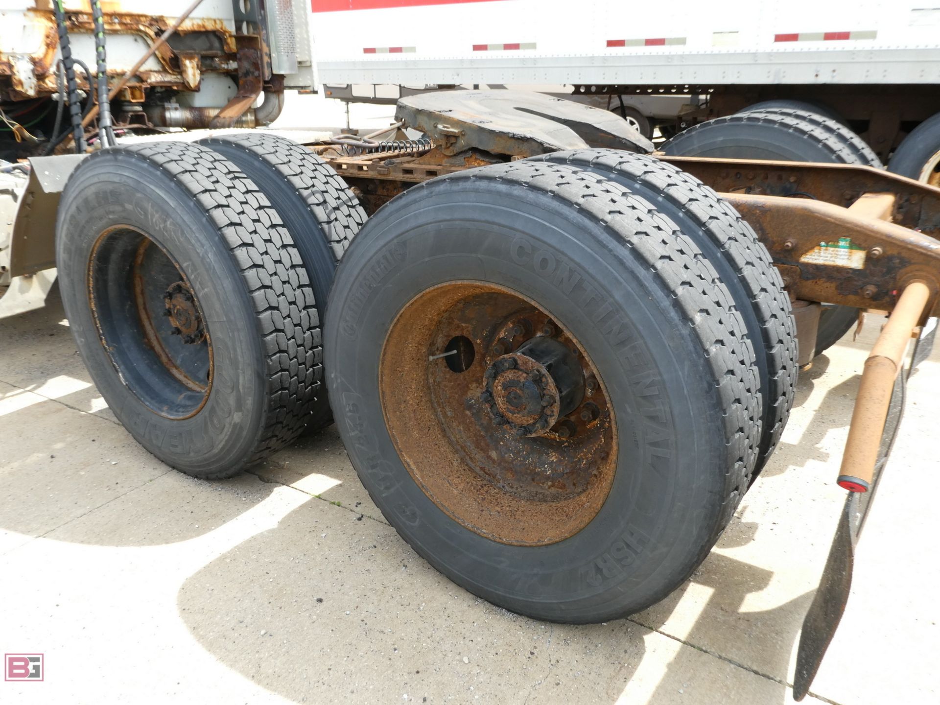 Freightliner FL112 Heavy Duty Truck w/ Cummings Engine - Image 19 of 21