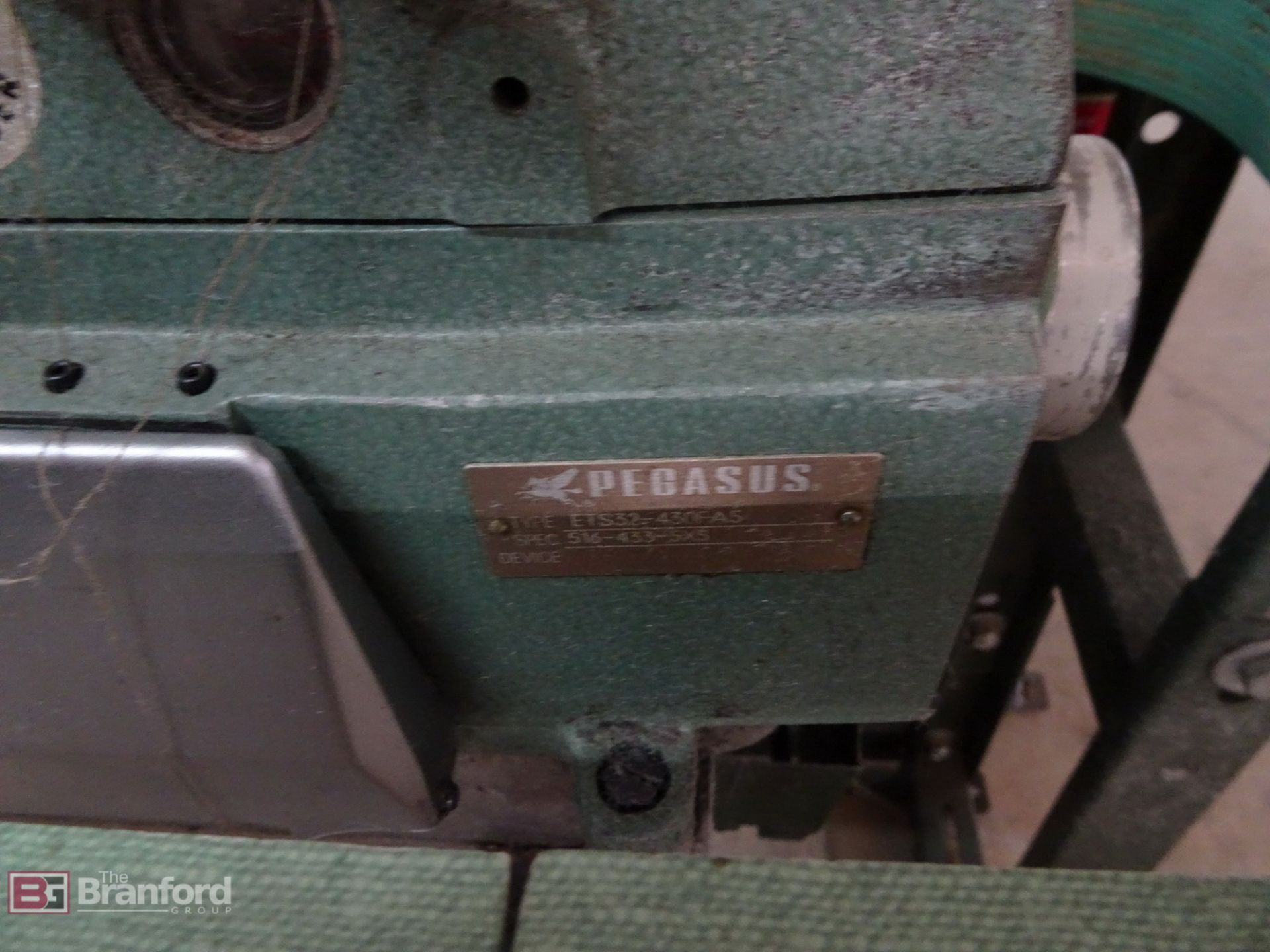 (2) Sewing Machines - Image 3 of 5