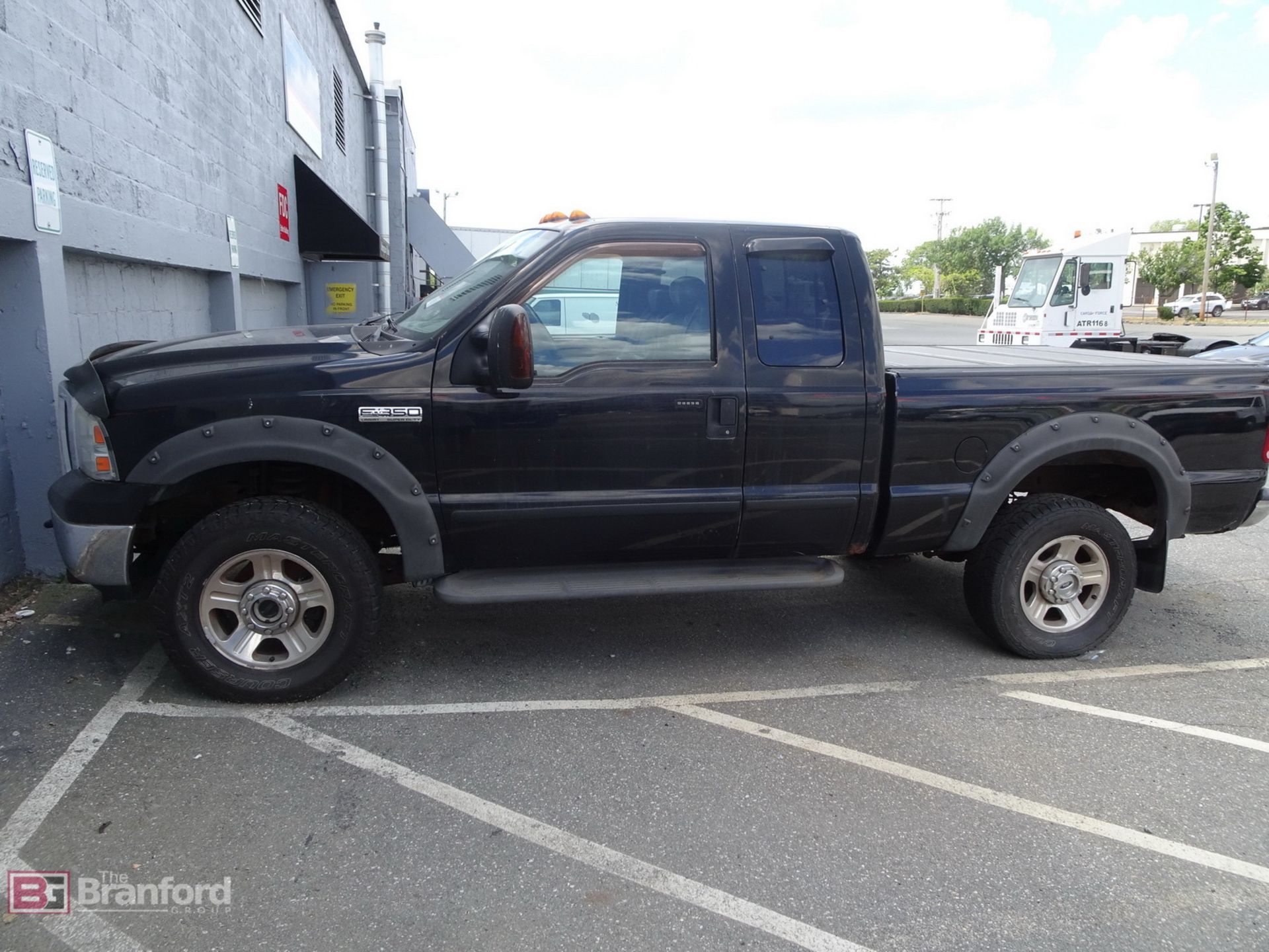 2005 Ford F-350 Pickup Truck - Image 5 of 6