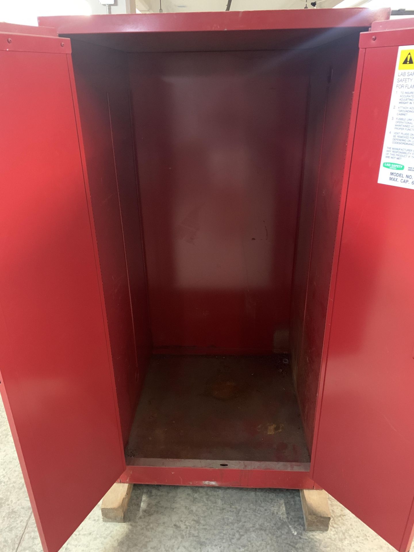 Fire Resistant Cabinet - Image 2 of 3