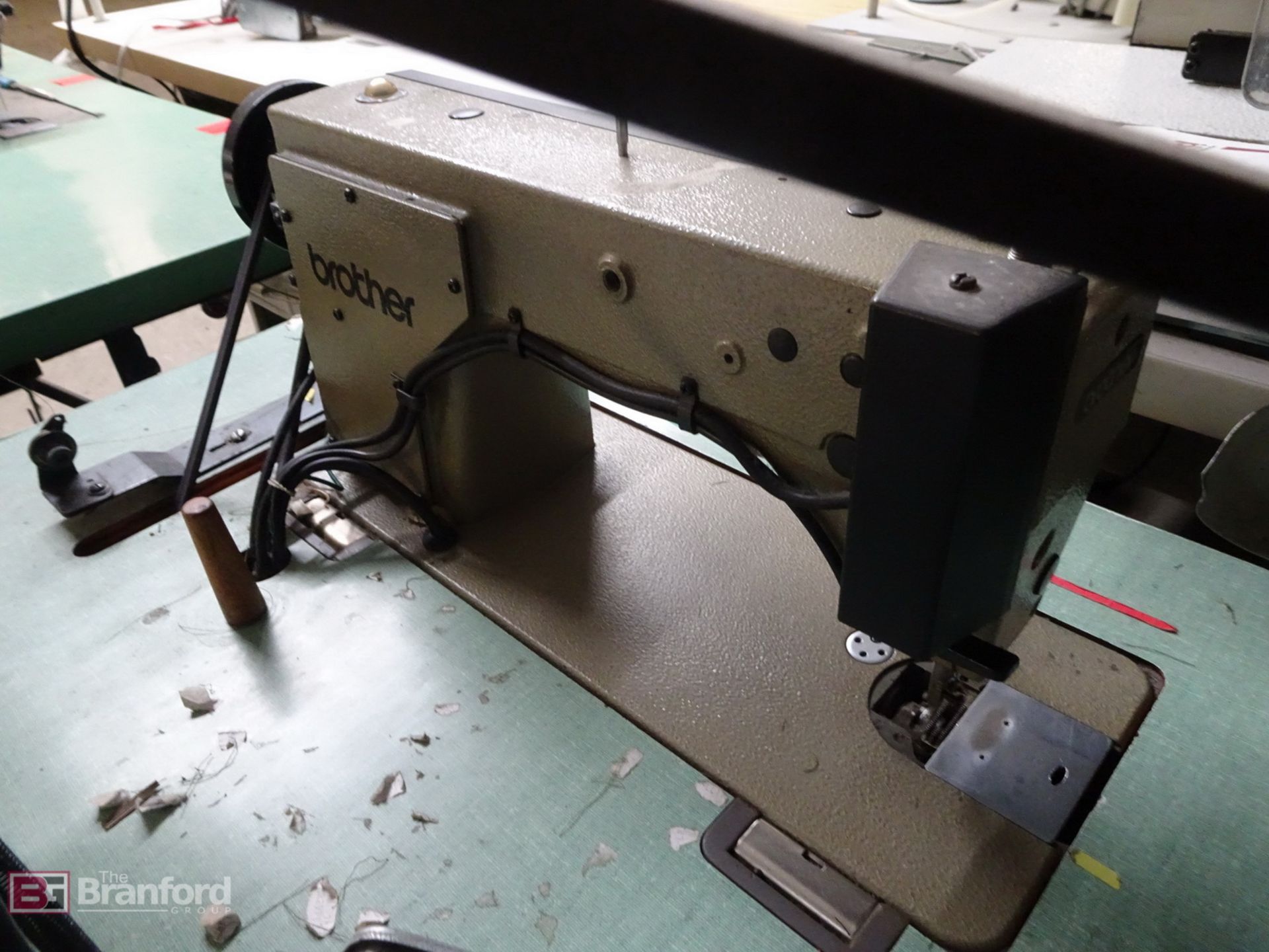 (4) Sewing Machines - Image 6 of 6