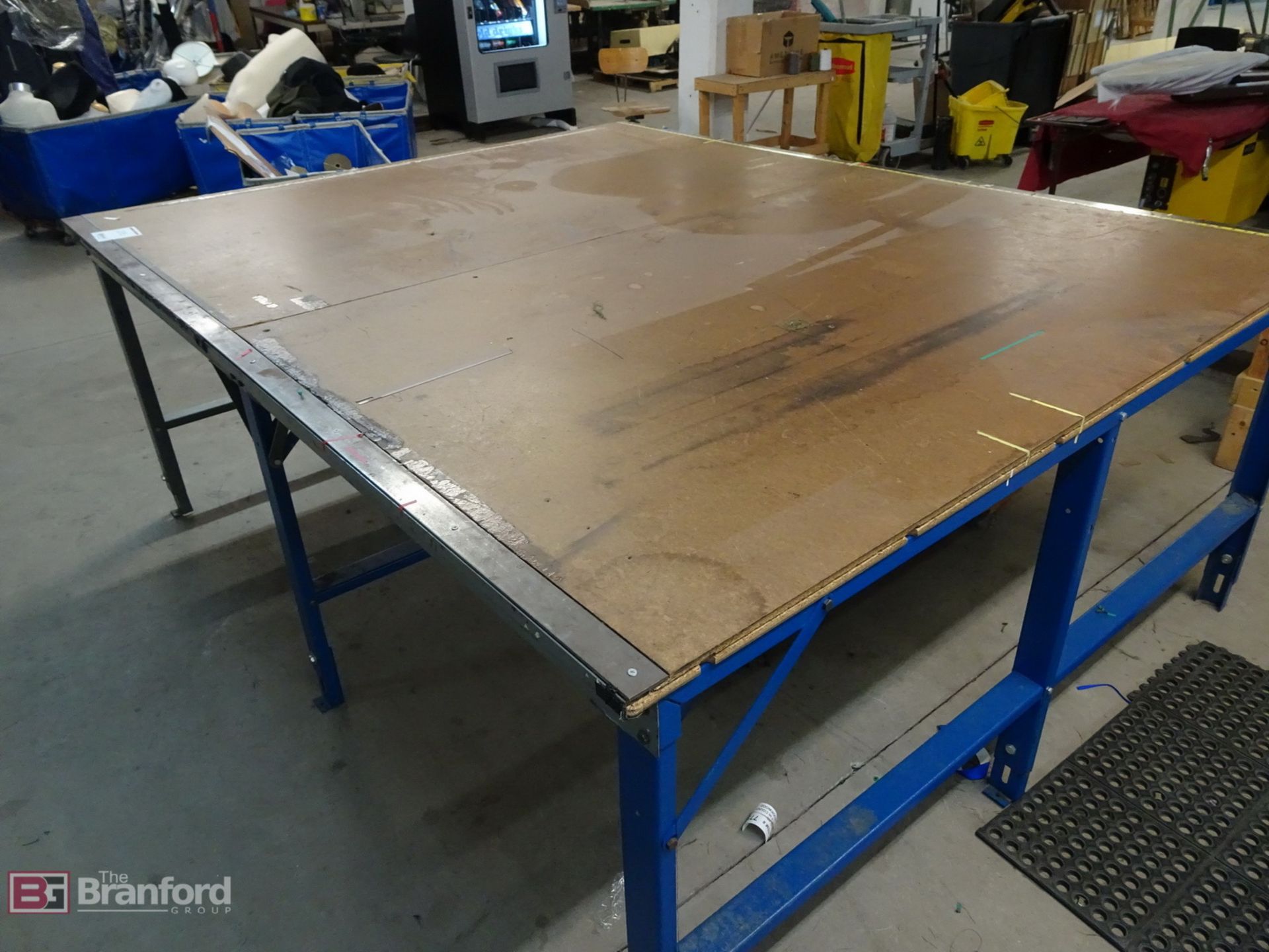 Large Table 96" X 78" 36" - Image 2 of 3