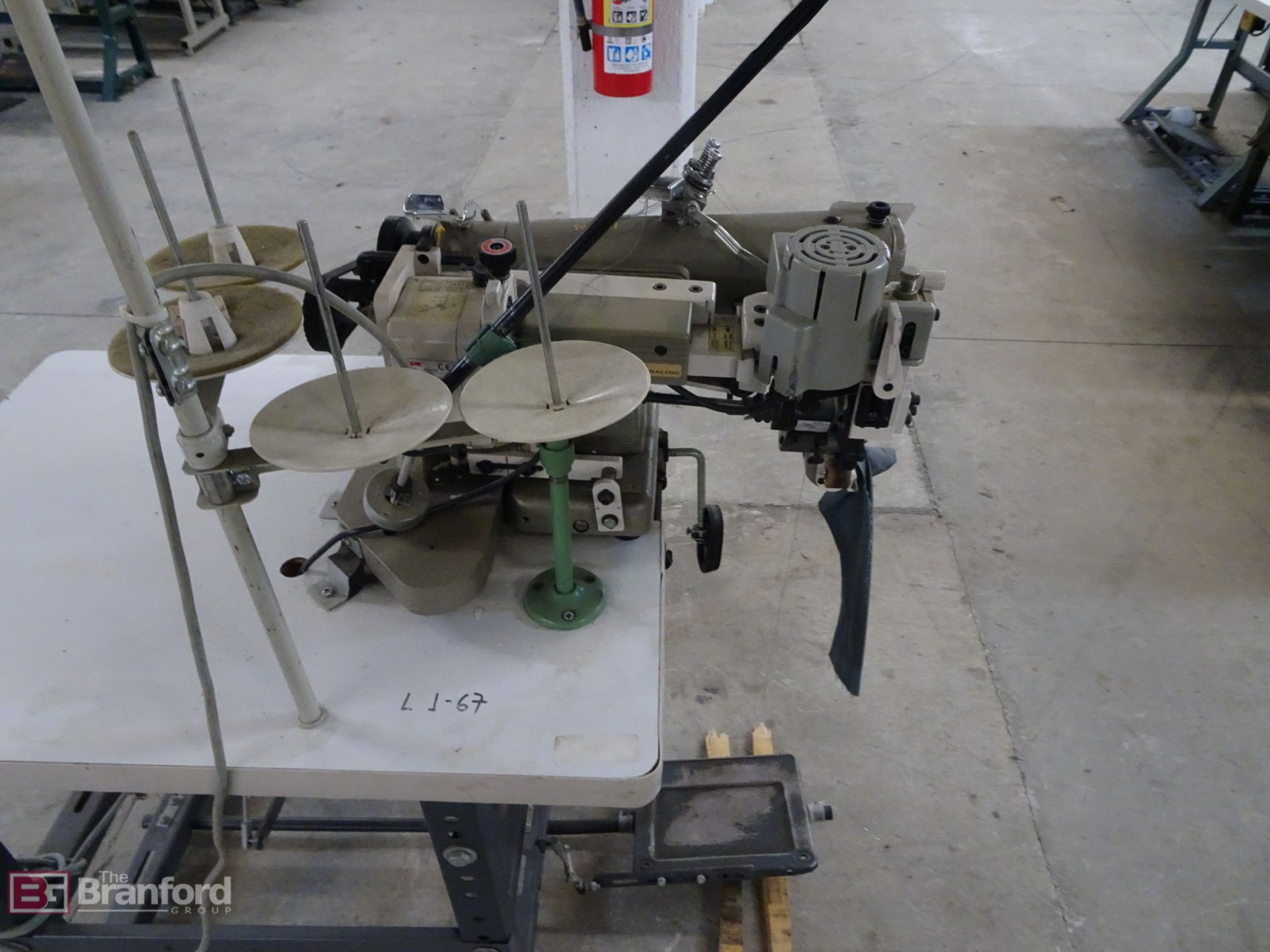 Toyota Sewing Machine - Image 4 of 5