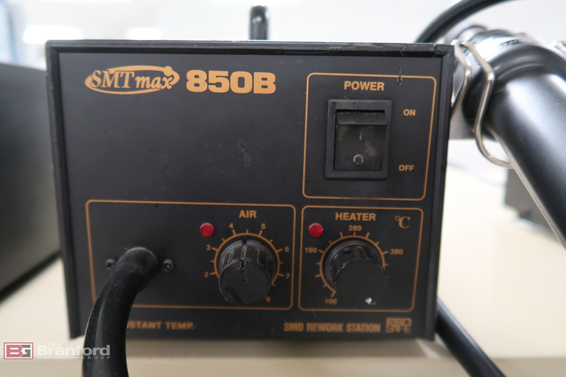 SMTmax 850D hot air rework station - Image 2 of 2