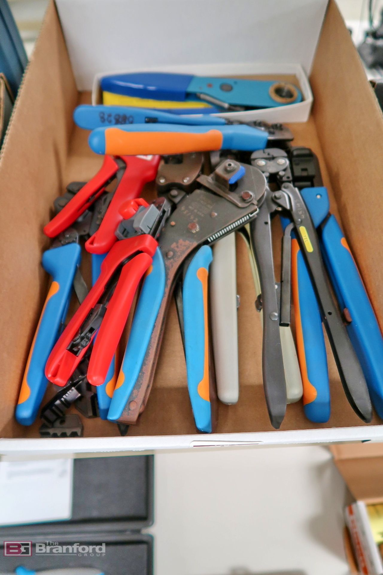 Lot of crimping hand tools