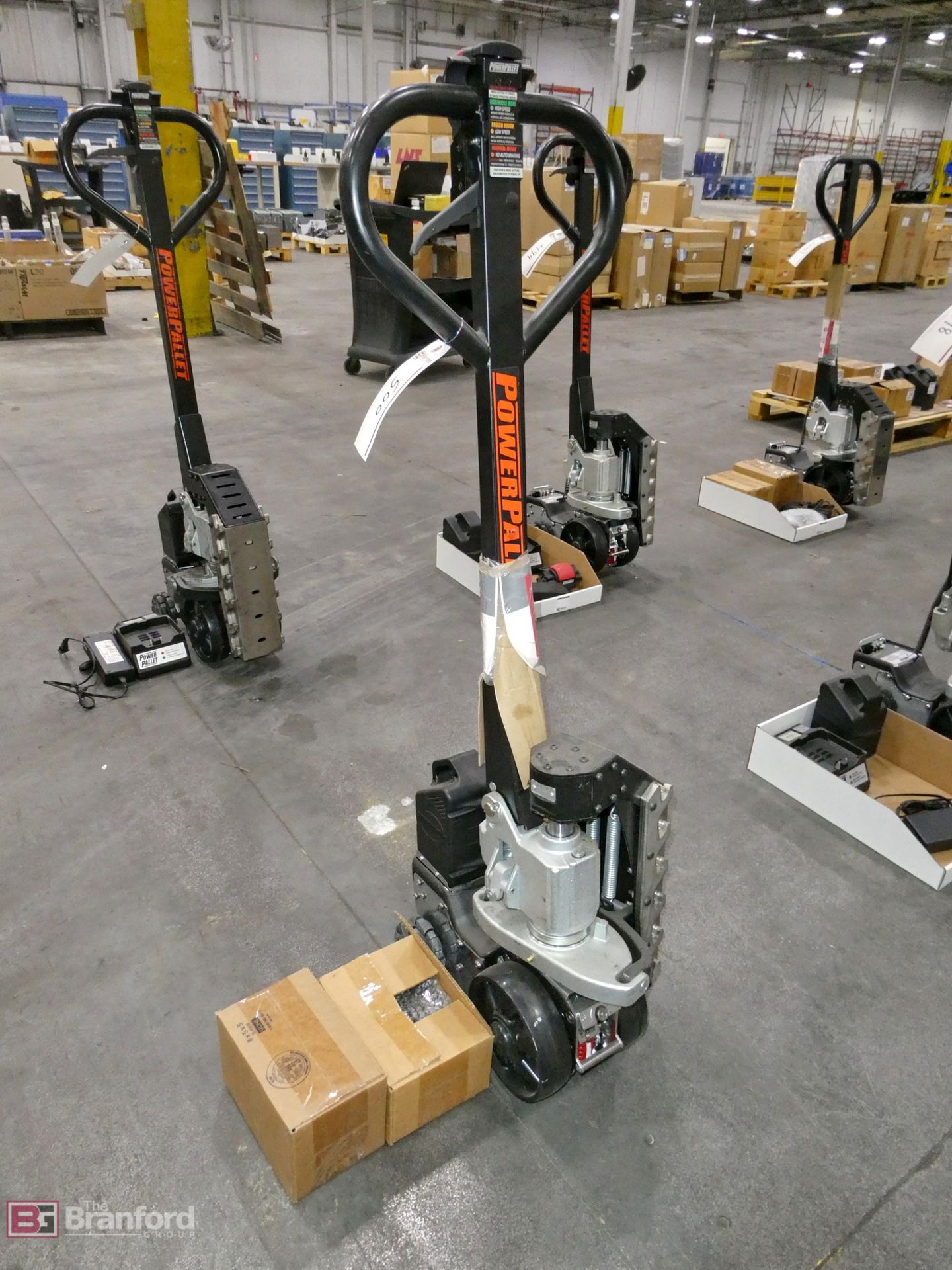 Power Pallet Battery Powered Pallet Jack/ Material Mover