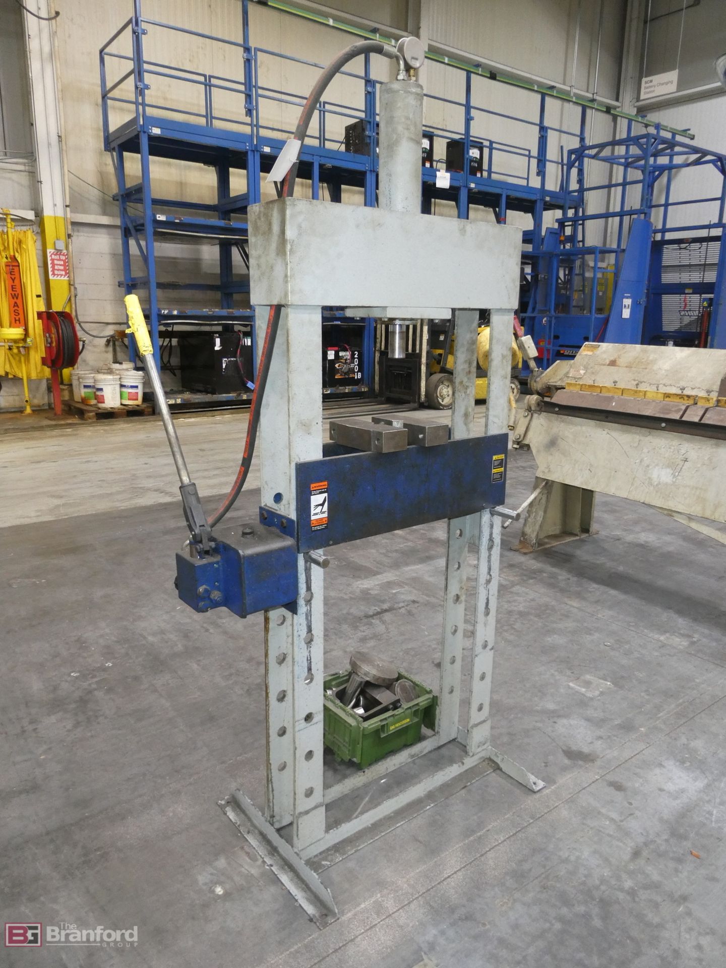 Dake Model PSM, 20-Ton Hydraulic Shop Press - Image 2 of 5