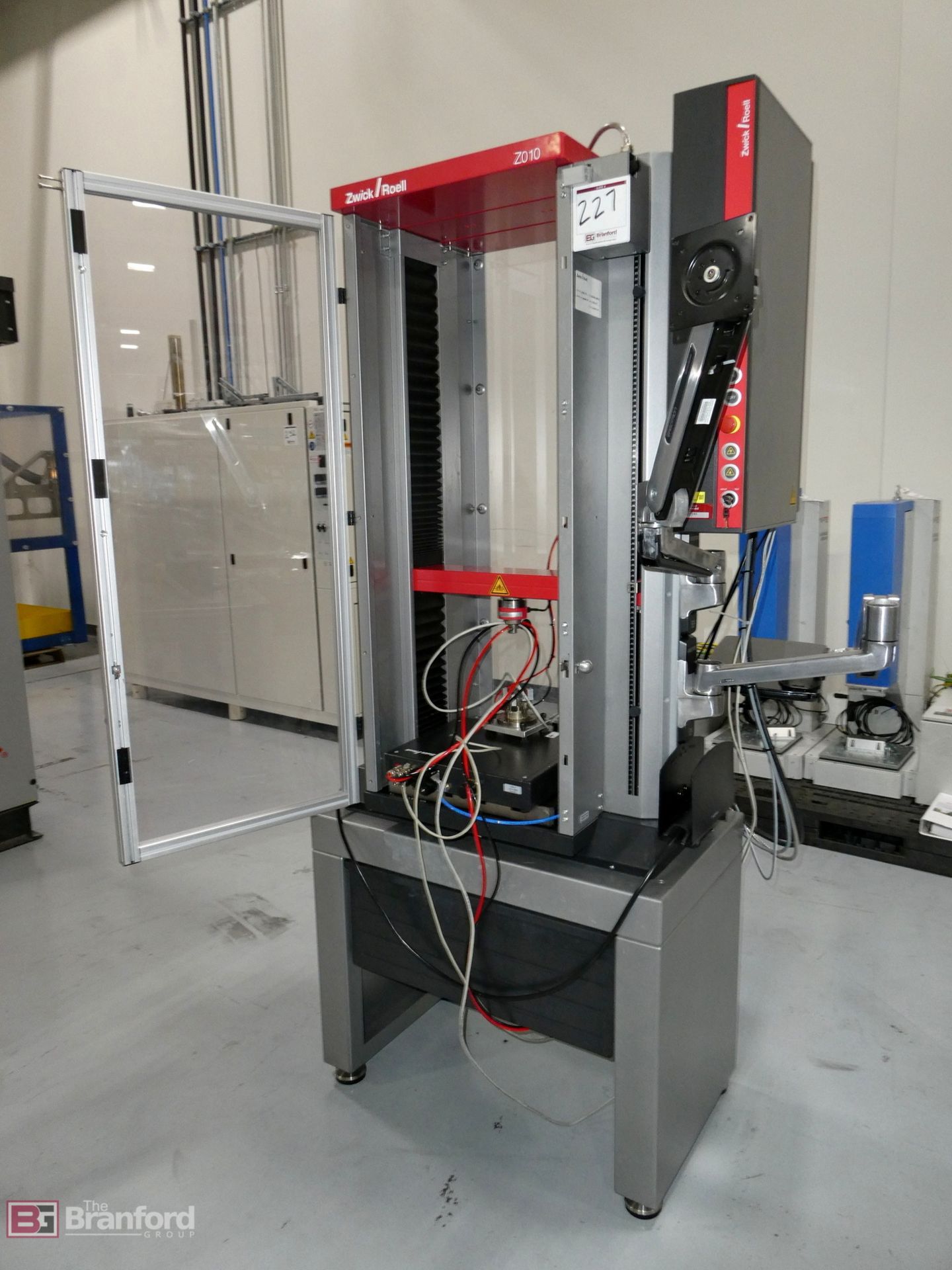 2019 Zwick/Roell Model Z010, Universal Test Machine for Molded Parts - Image 3 of 8