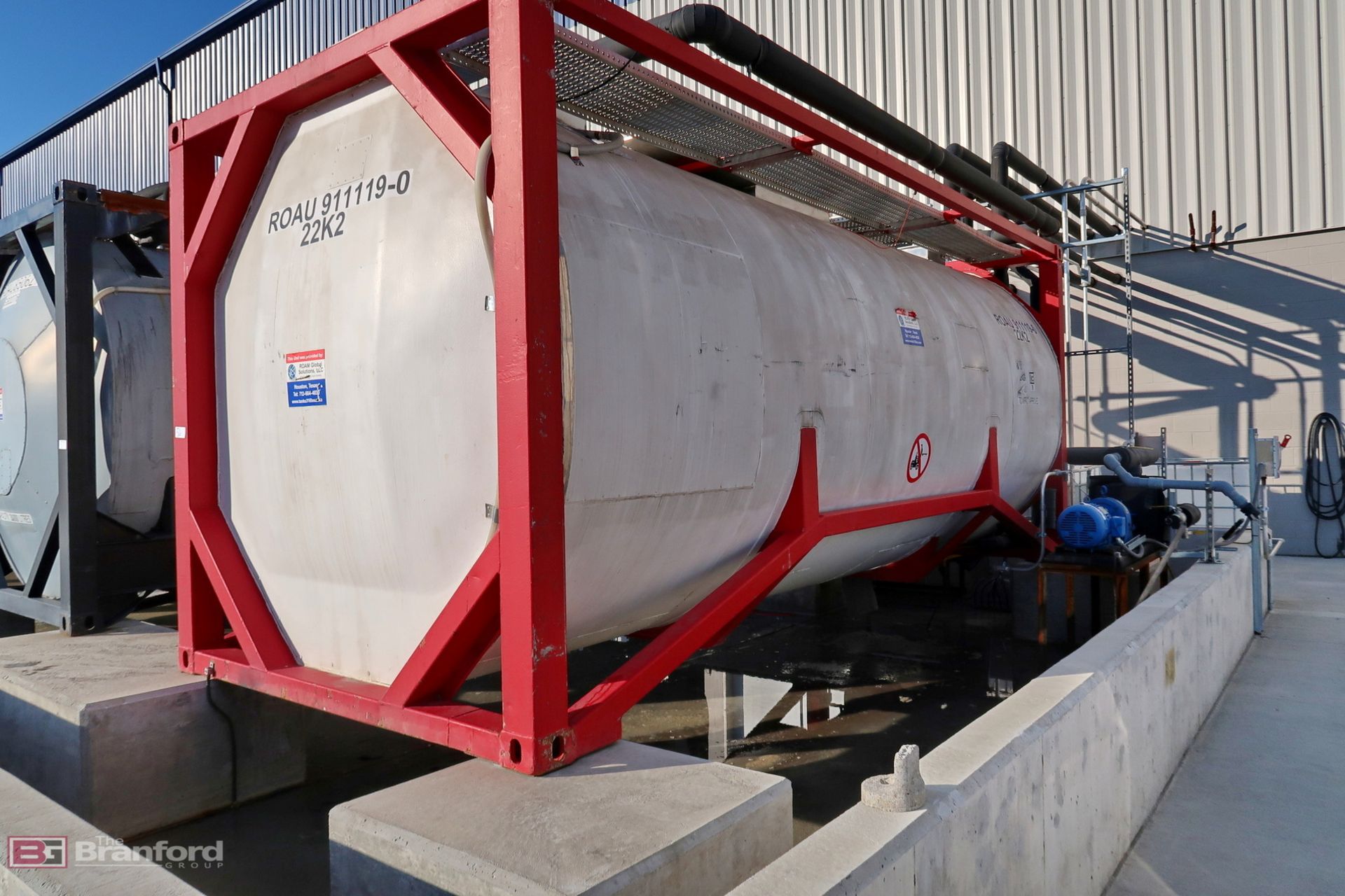 Roam Global stainless steel jacketed 24,000-liter ISO tank