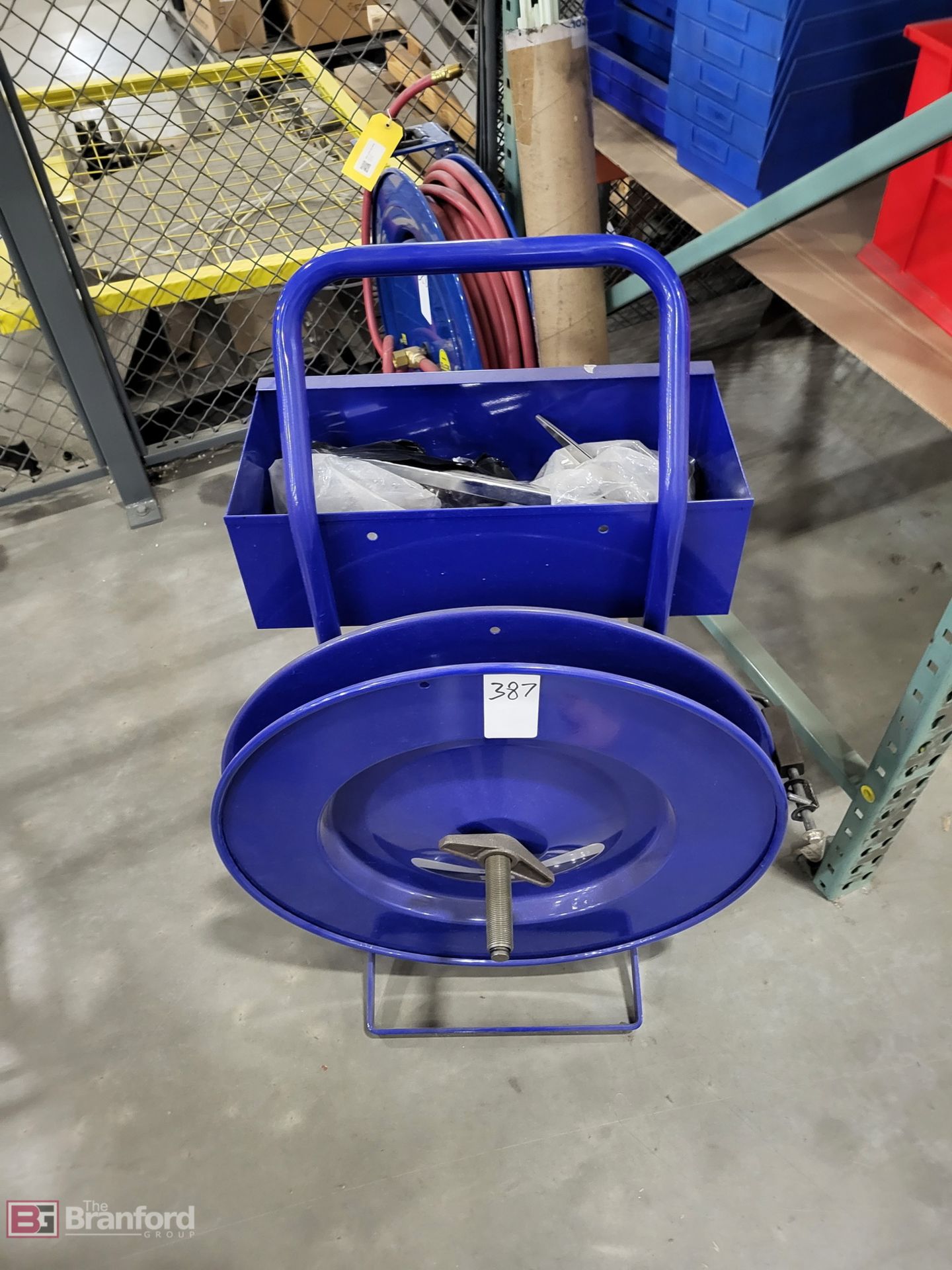 Banding cart with crimper