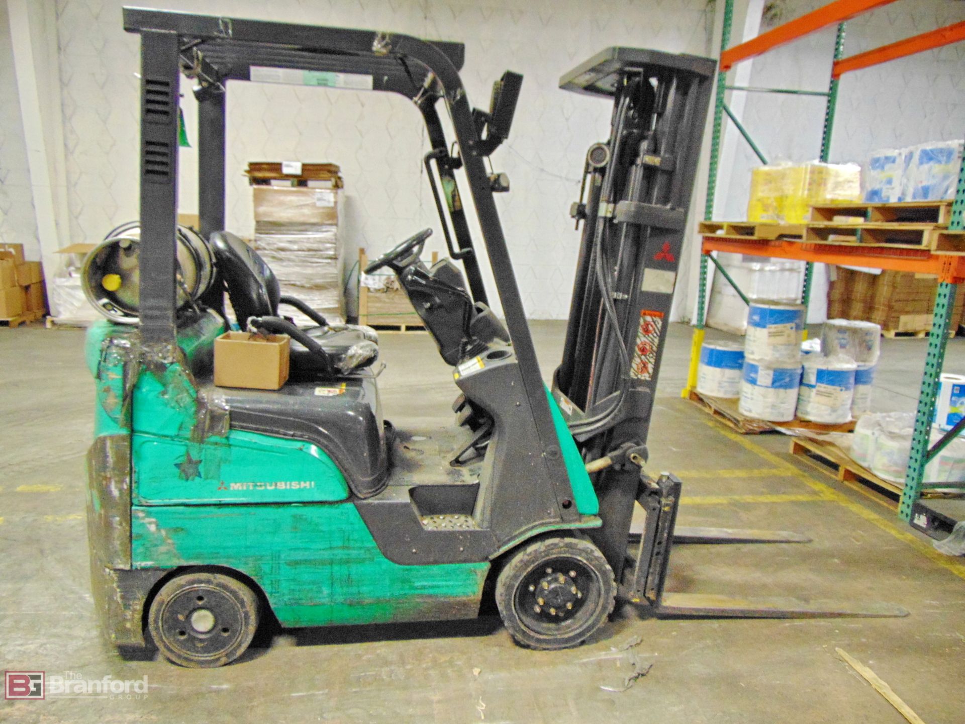 Mitsubishi model FGC15N 5000-lb cap. LP forklift - Image 3 of 9