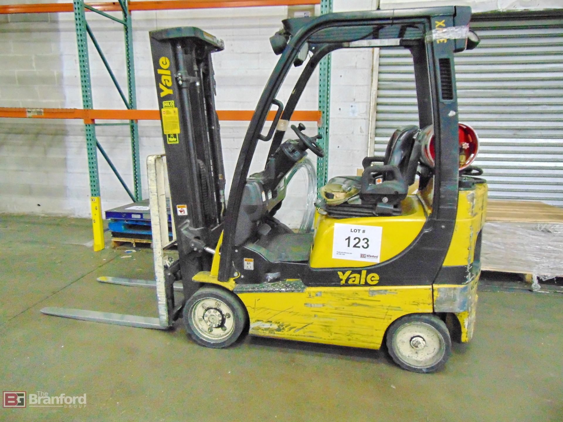 Yale 3000-Lb cap. LP forklift