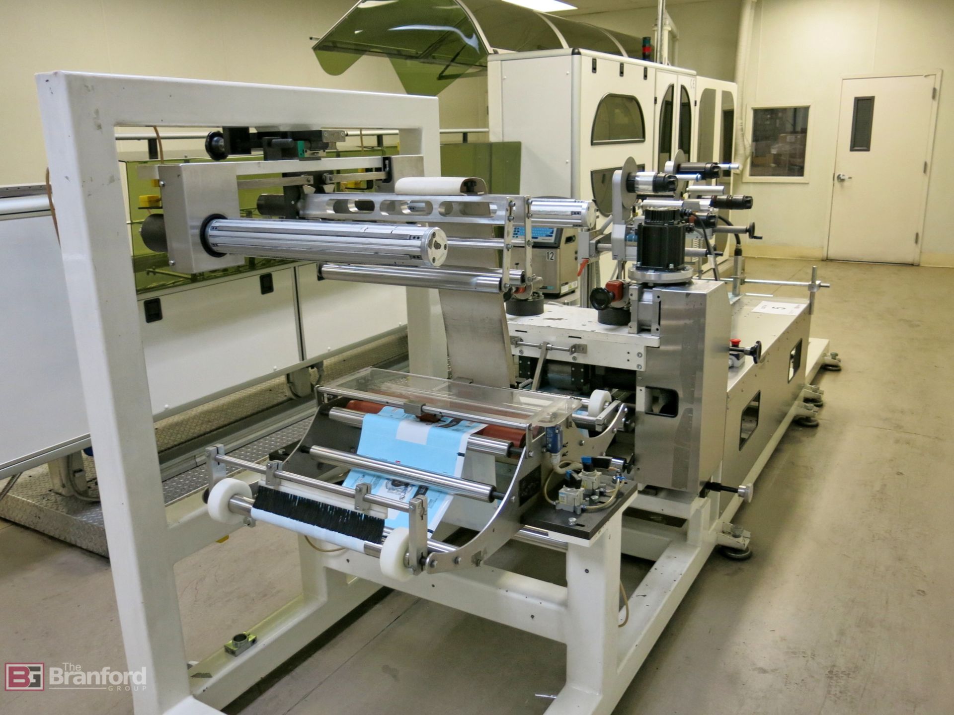 2013 Kansan model DYN-WA-120 flow wrap machine - Image 8 of 13