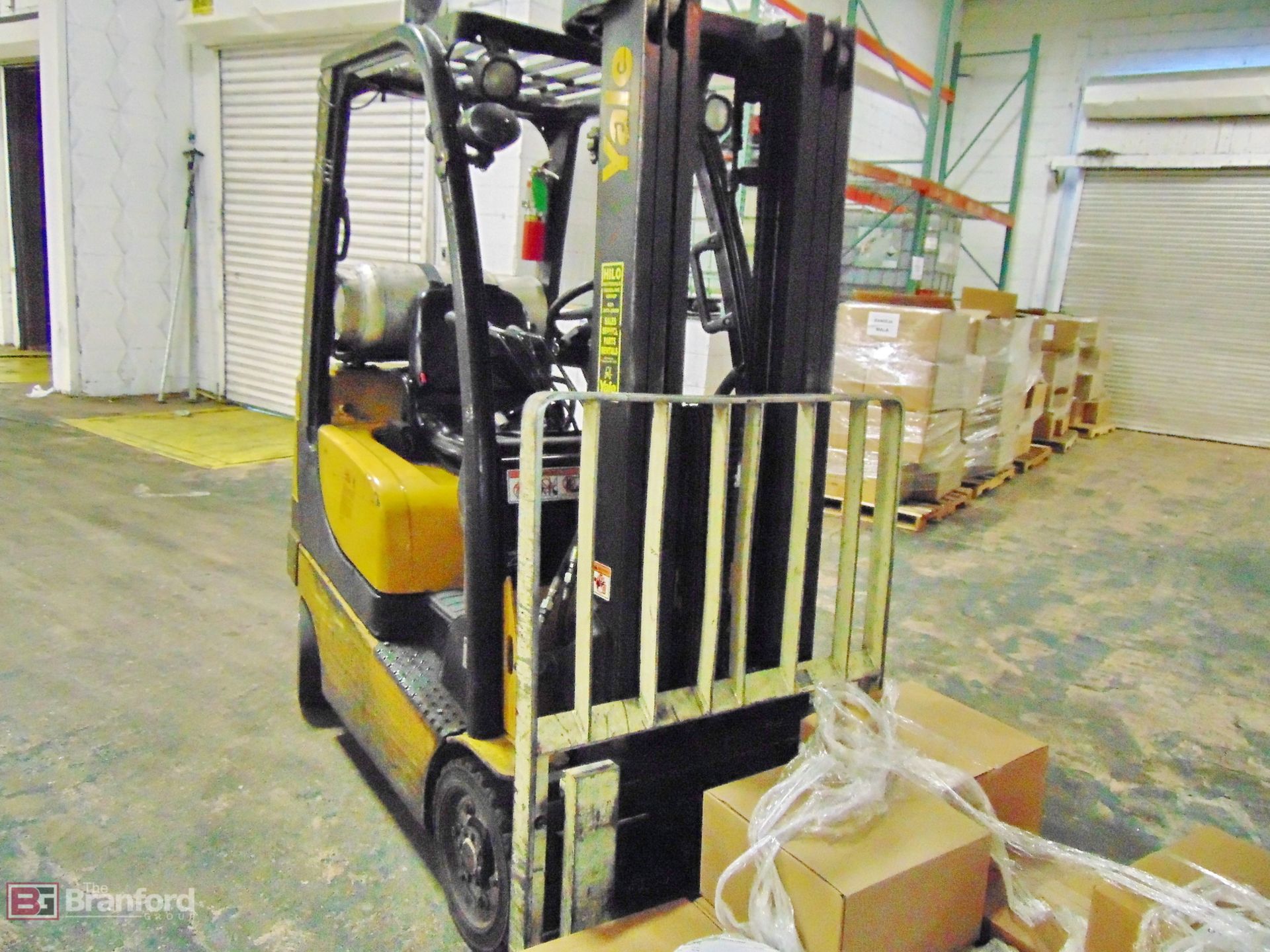 Yale model GLC030VXNRAE032 approx., 3000-lb cap. LP forklift - Image 4 of 9