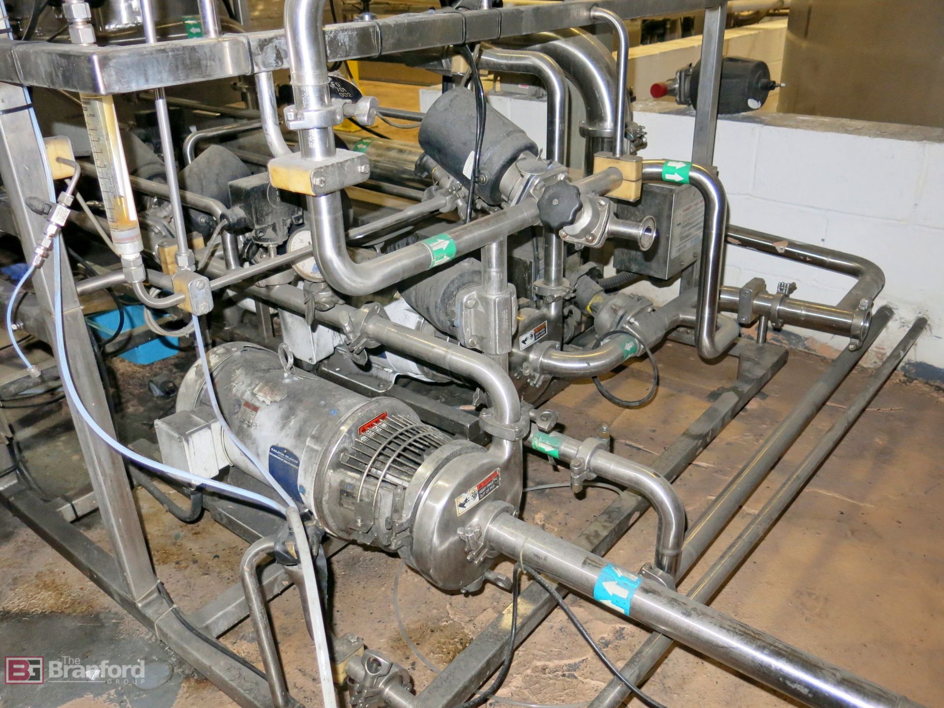 Ultraviolet ozone generating water purification flow station - Image 7 of 7