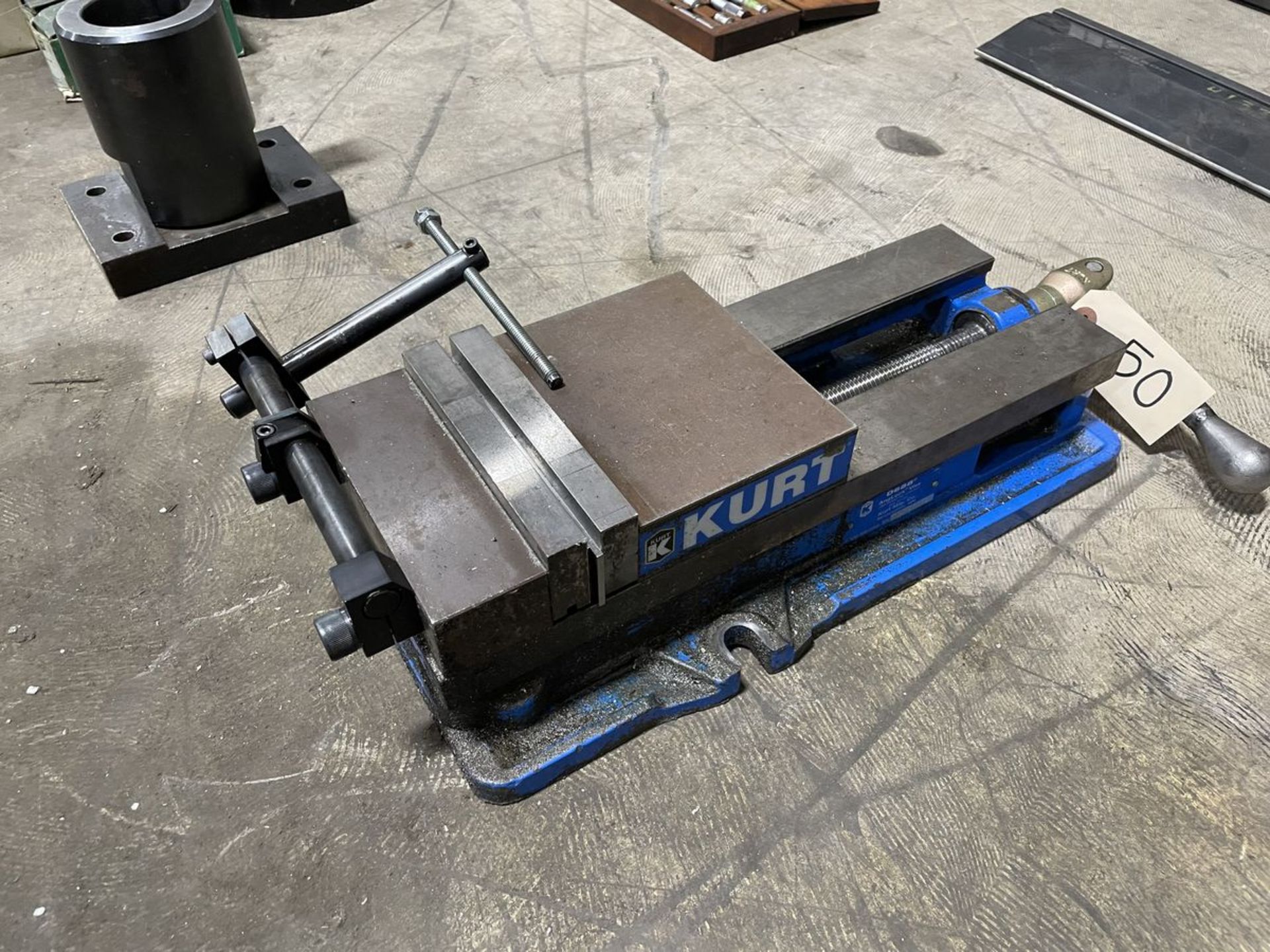 Kurt D688 Anglock Machine Vise