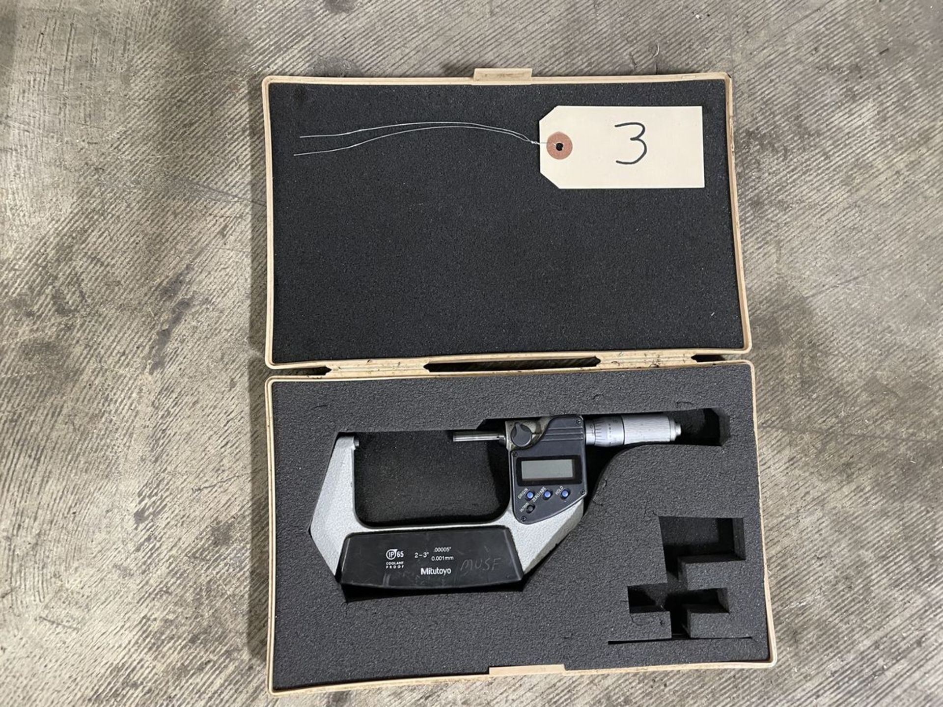 Mitutoyo 293-346 2" - 3" Digital Micrometer