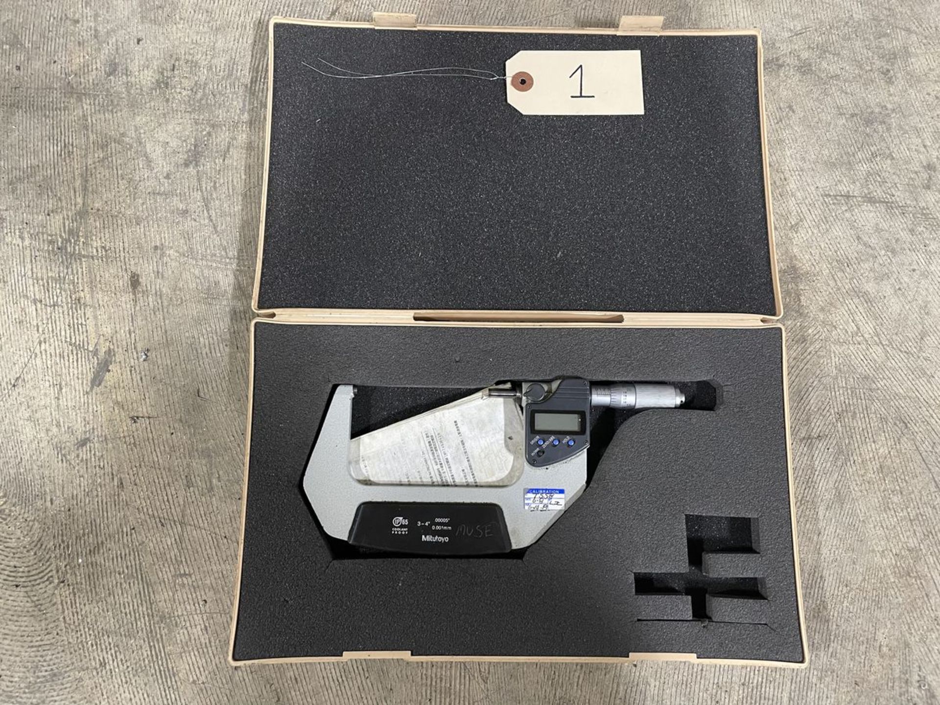 Mitutoyo 293-347 3" - 4" Digital Micrometer